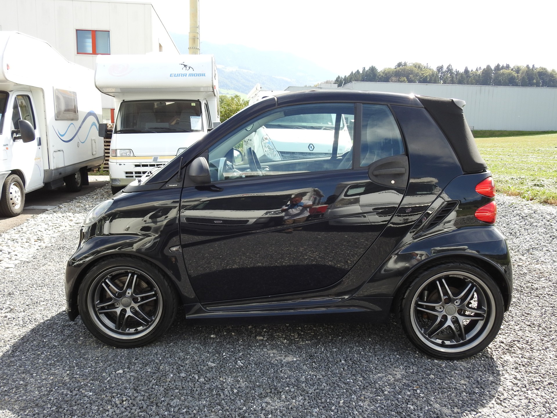 SMART fortwo Brabus Xclusive softouch-showroom-element-2