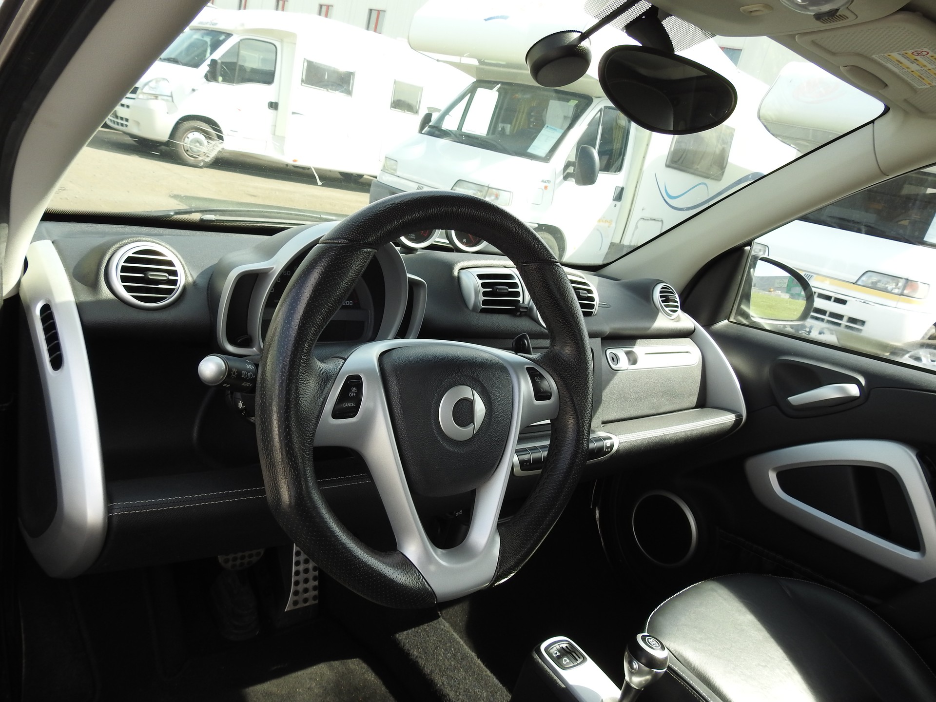 SMART fortwo Brabus Xclusive softouch-image-10