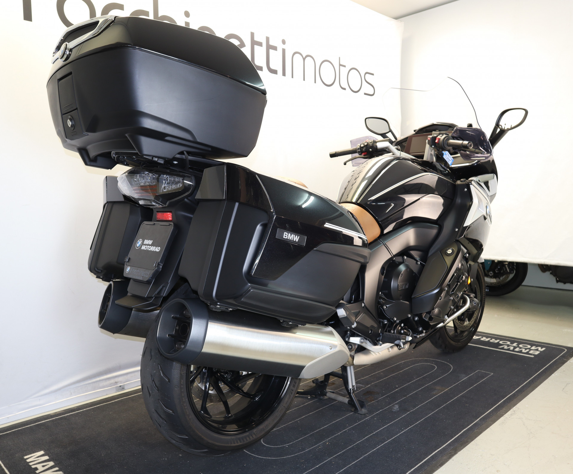 BMW K 1600 GT ** Garantie Constructeur jusqu'en 2028 **-image-2