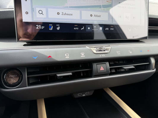 LEXUS ES 350e Excellence-image-12