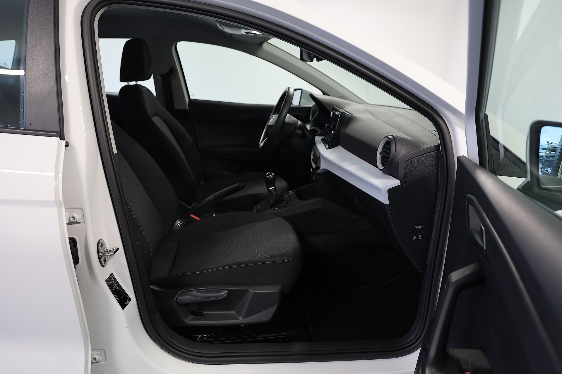 SEAT Ibiza 1.0 TSI 115 FR-Line-image-10