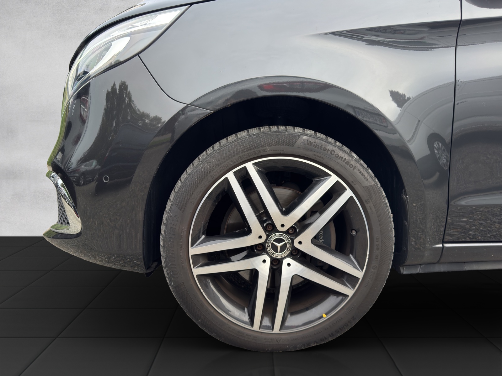 MERCEDES-BENZ V 300 d extralang Swiss Edition 4Matic 9G-Tronic-image-19