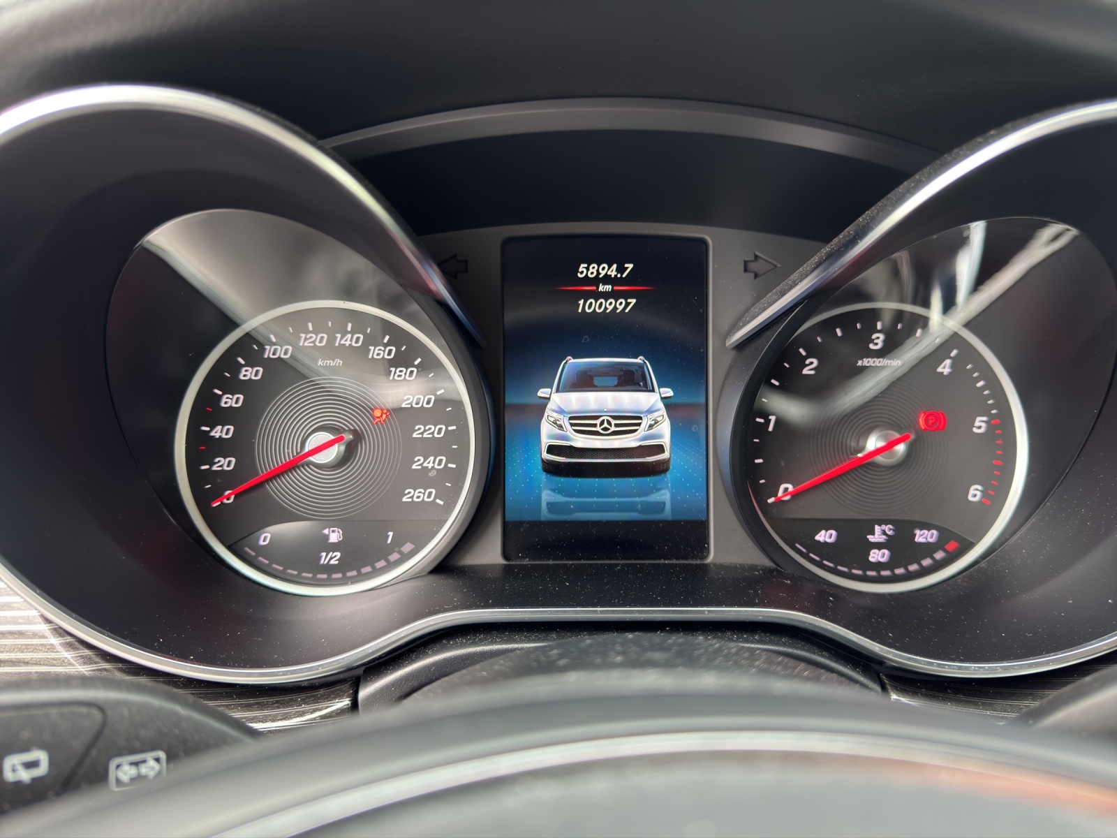 MERCEDES-BENZ V 300 d extralang Swiss Edition 4Matic 9G-Tronic-image-10