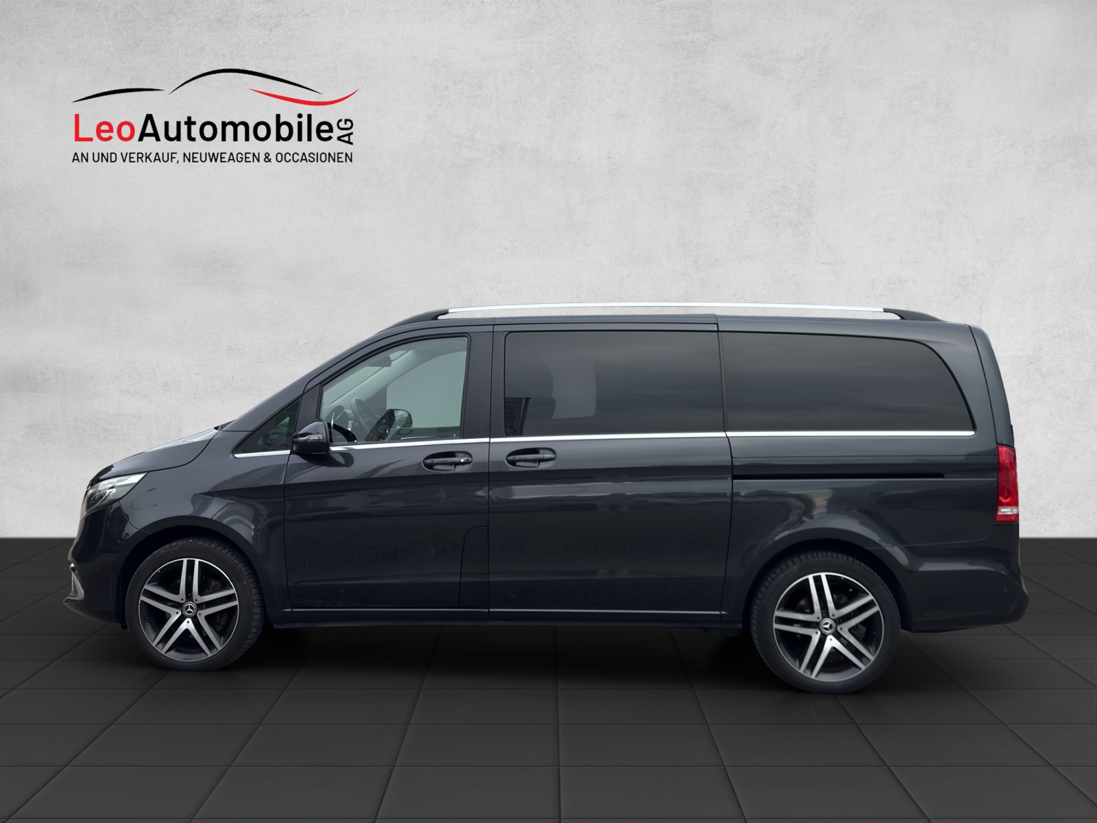 MERCEDES-BENZ V 300 d extralang Swiss Edition 4Matic 9G-Tronic-showroom-element-1