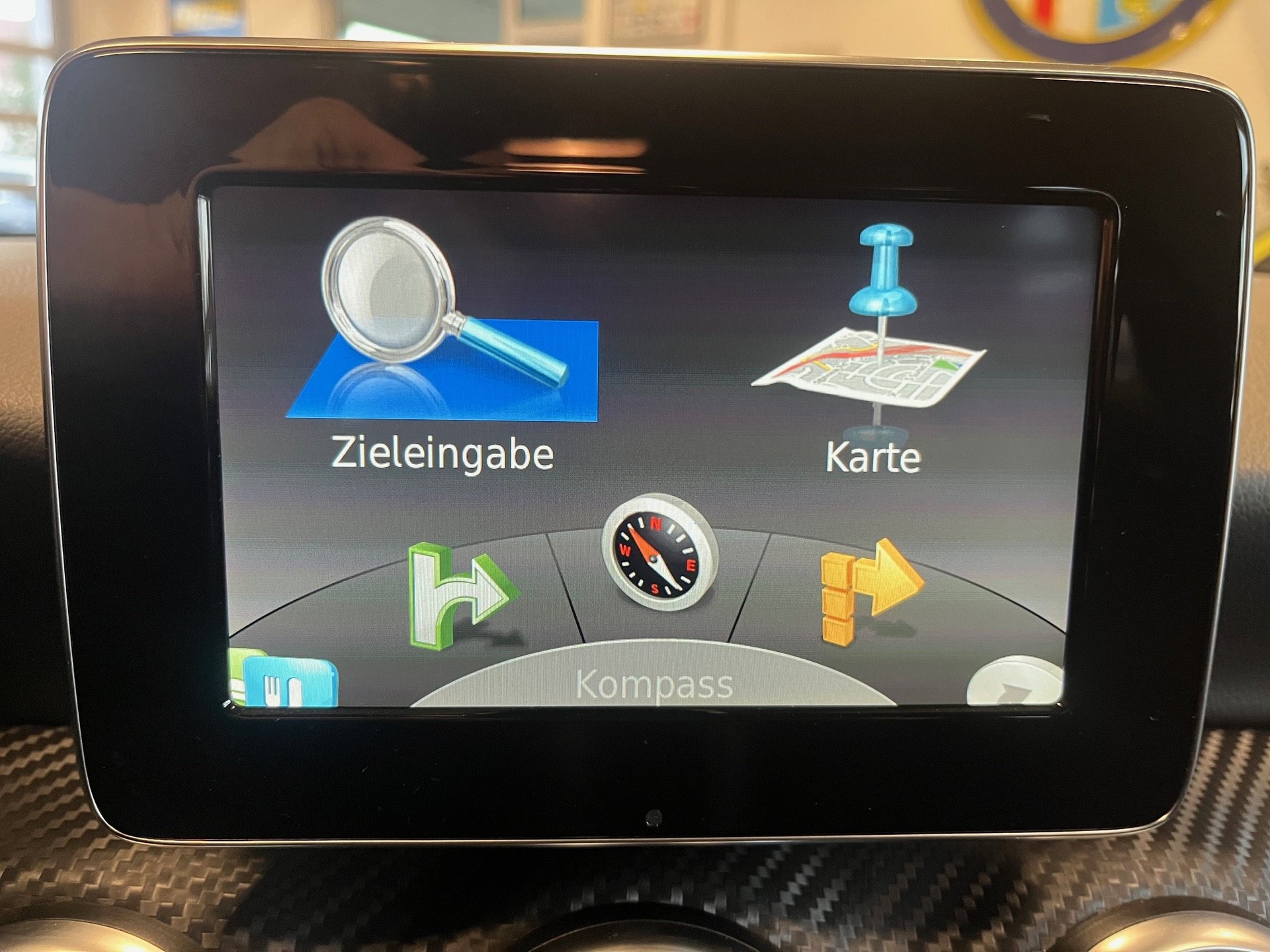 MERCEDES-BENZ A 250 AMG Line Handschaltung sehr selten-image-11