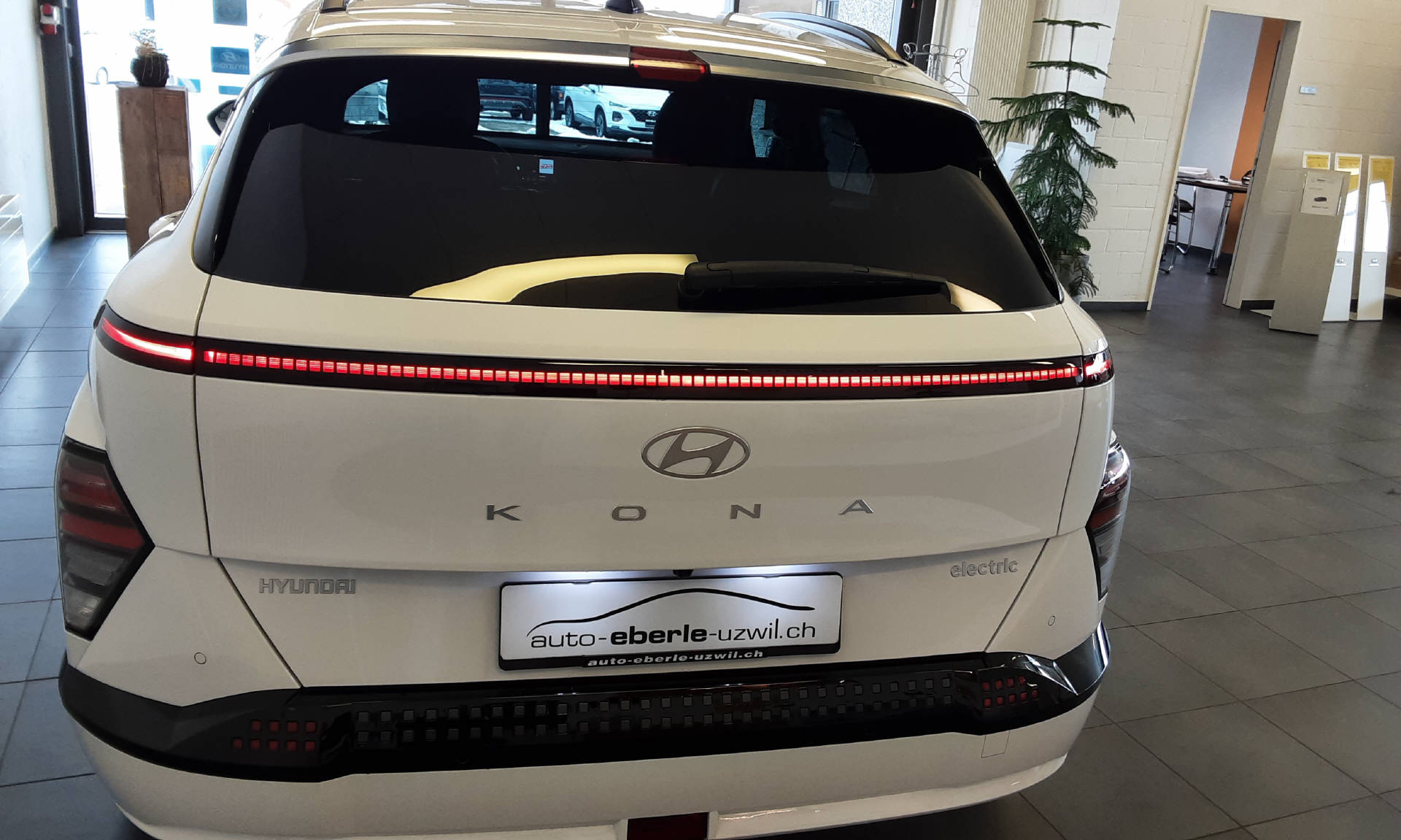 HYUNDAI Kona Electric Amplia-image-4