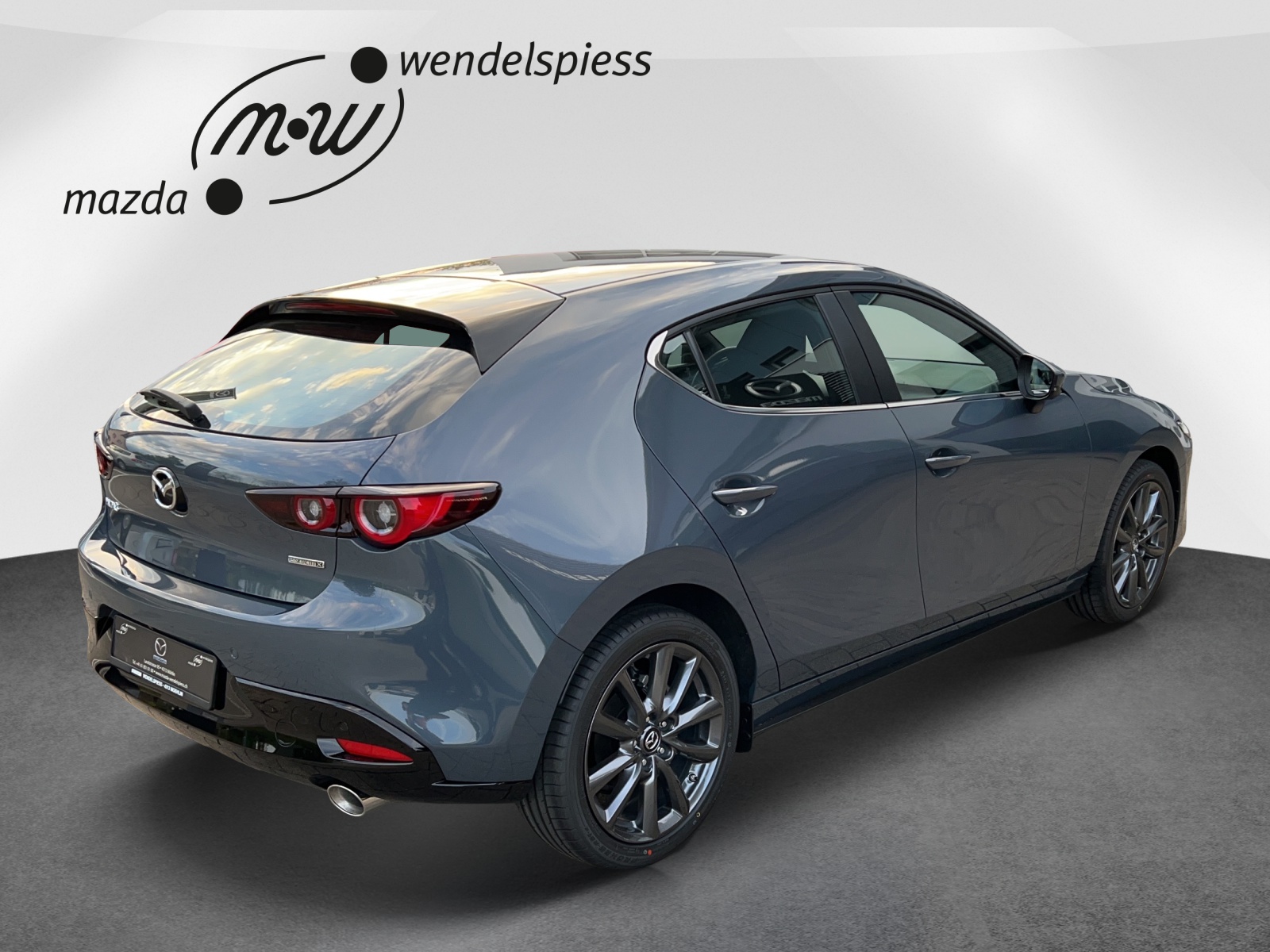 MAZDA Ambition +4-image-7