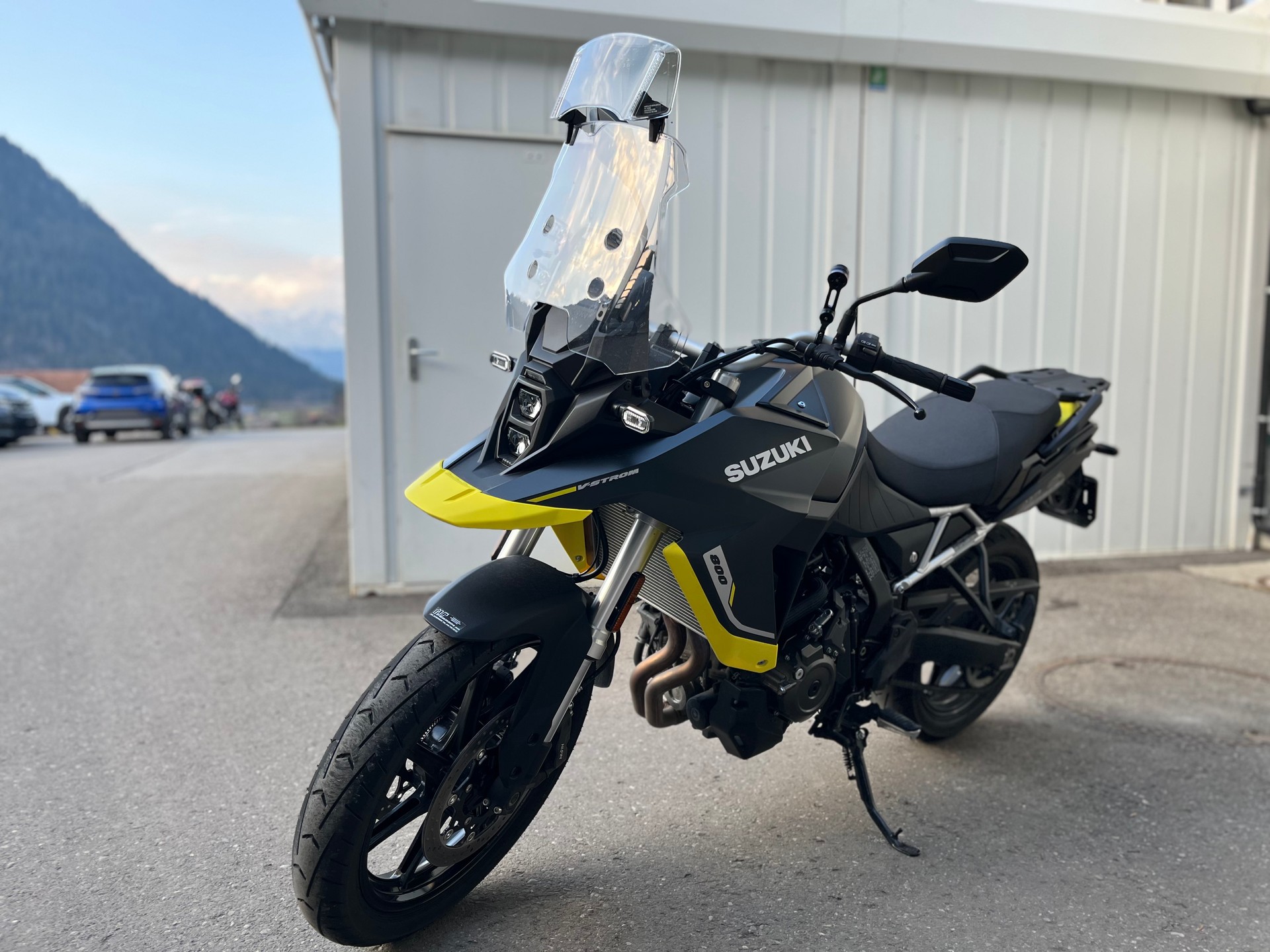 SUZUKI DL 800