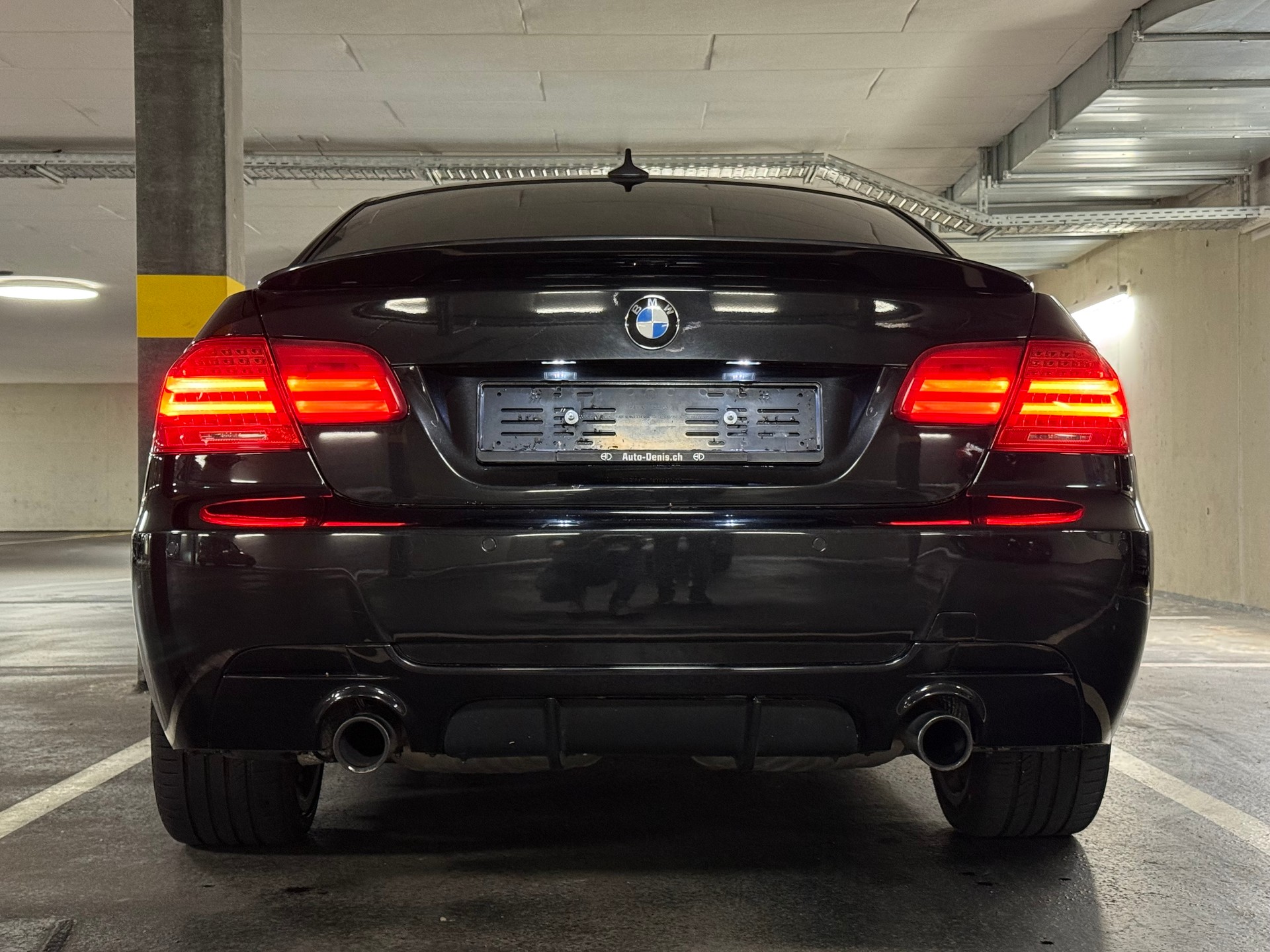 BMW 335i xDrive Coupé Steptronic-image-1