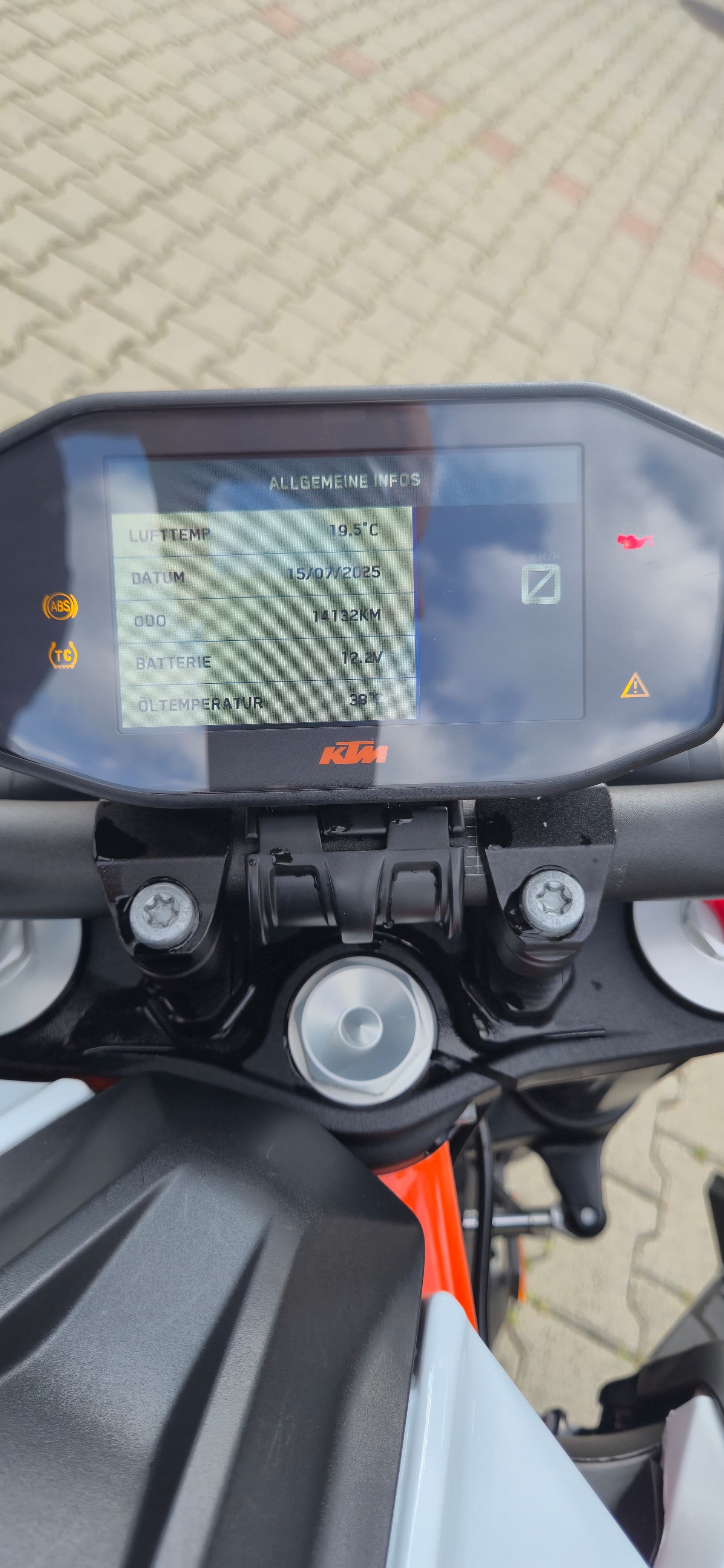 KTM 1290 Super Duke R-image-5