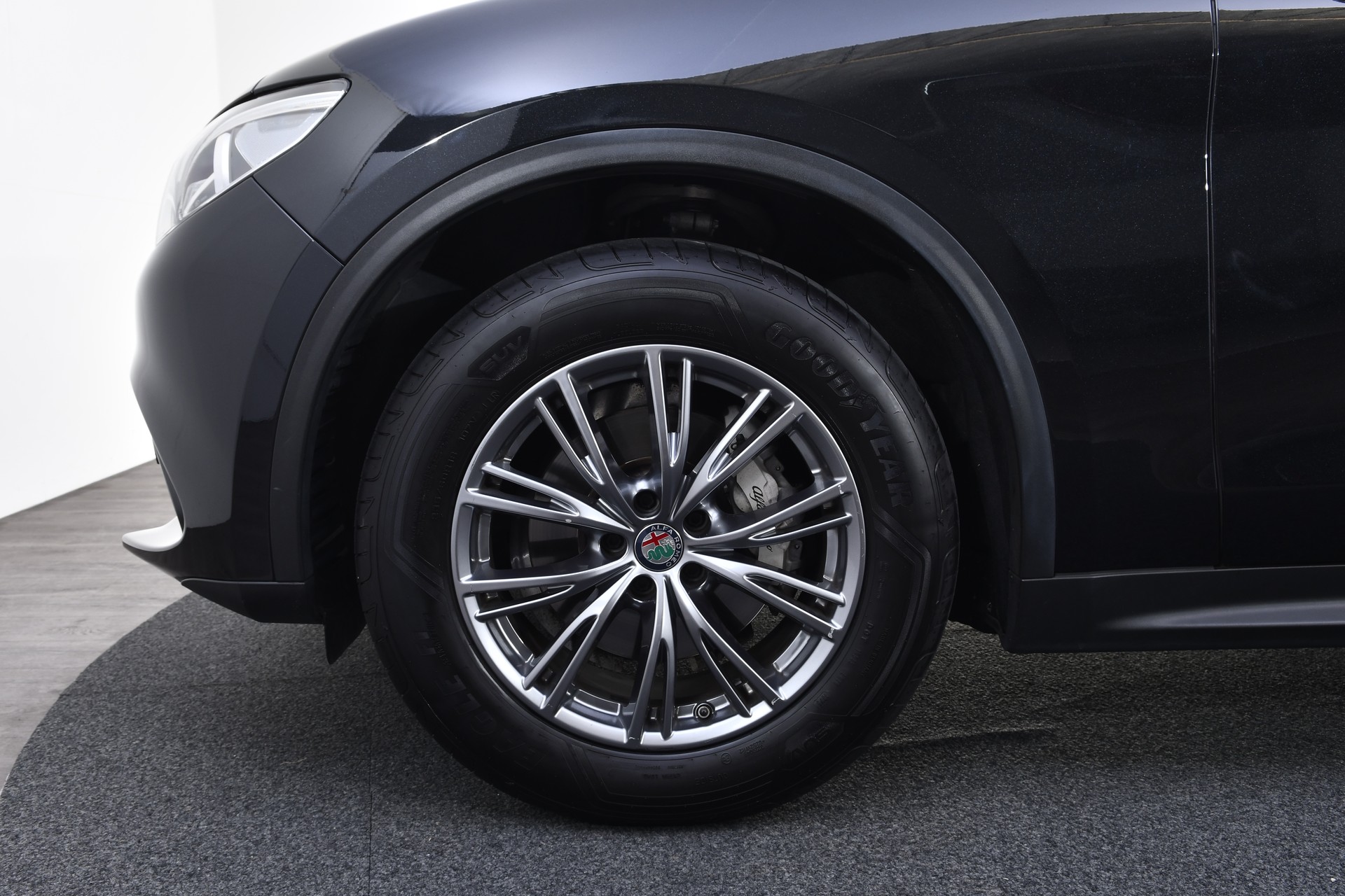 ALFA ROMEO Stelvio 2.0 Super Q4 Automatic-image-19
