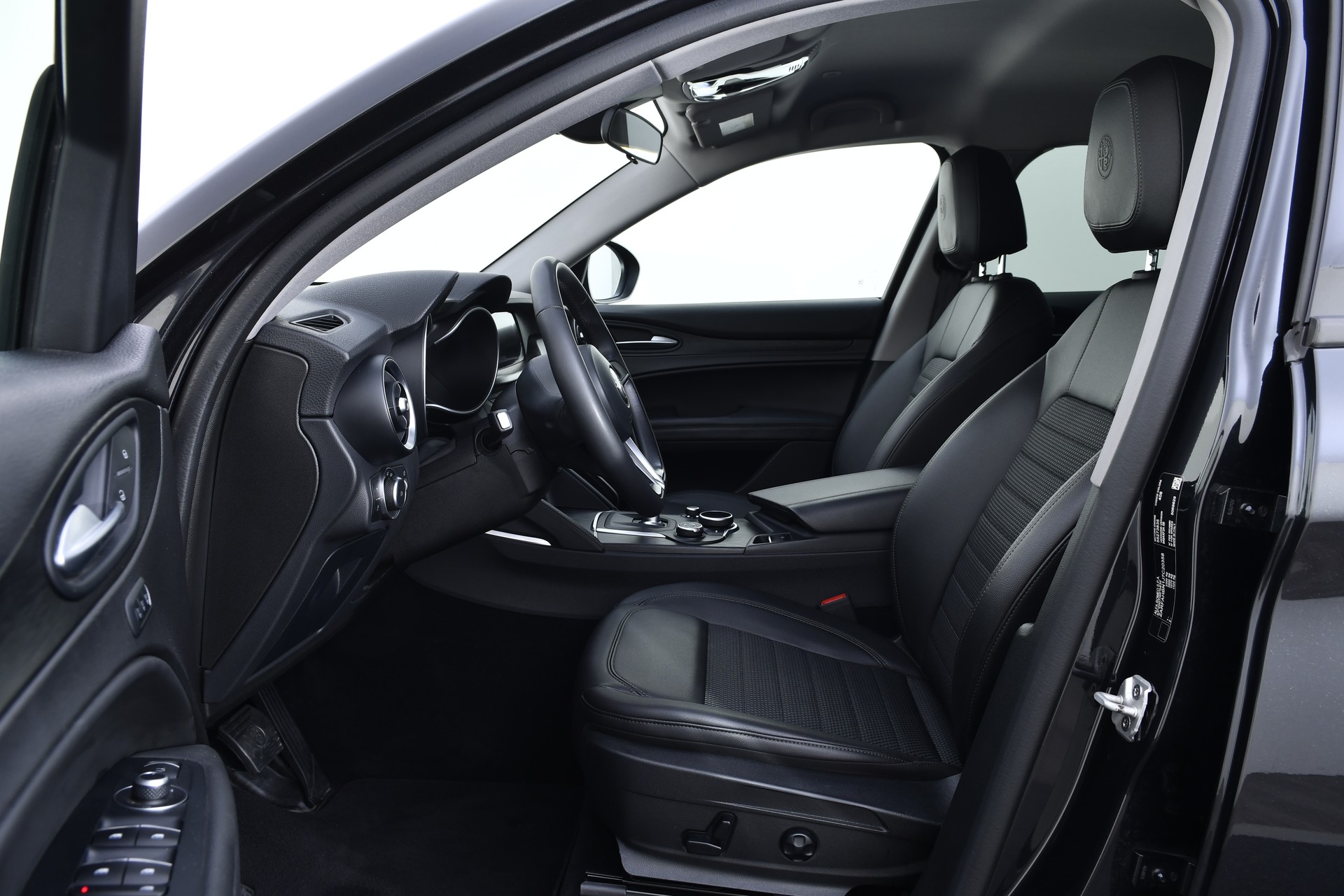 ALFA ROMEO Stelvio 2.0 Super Q4 Automatic-image-8