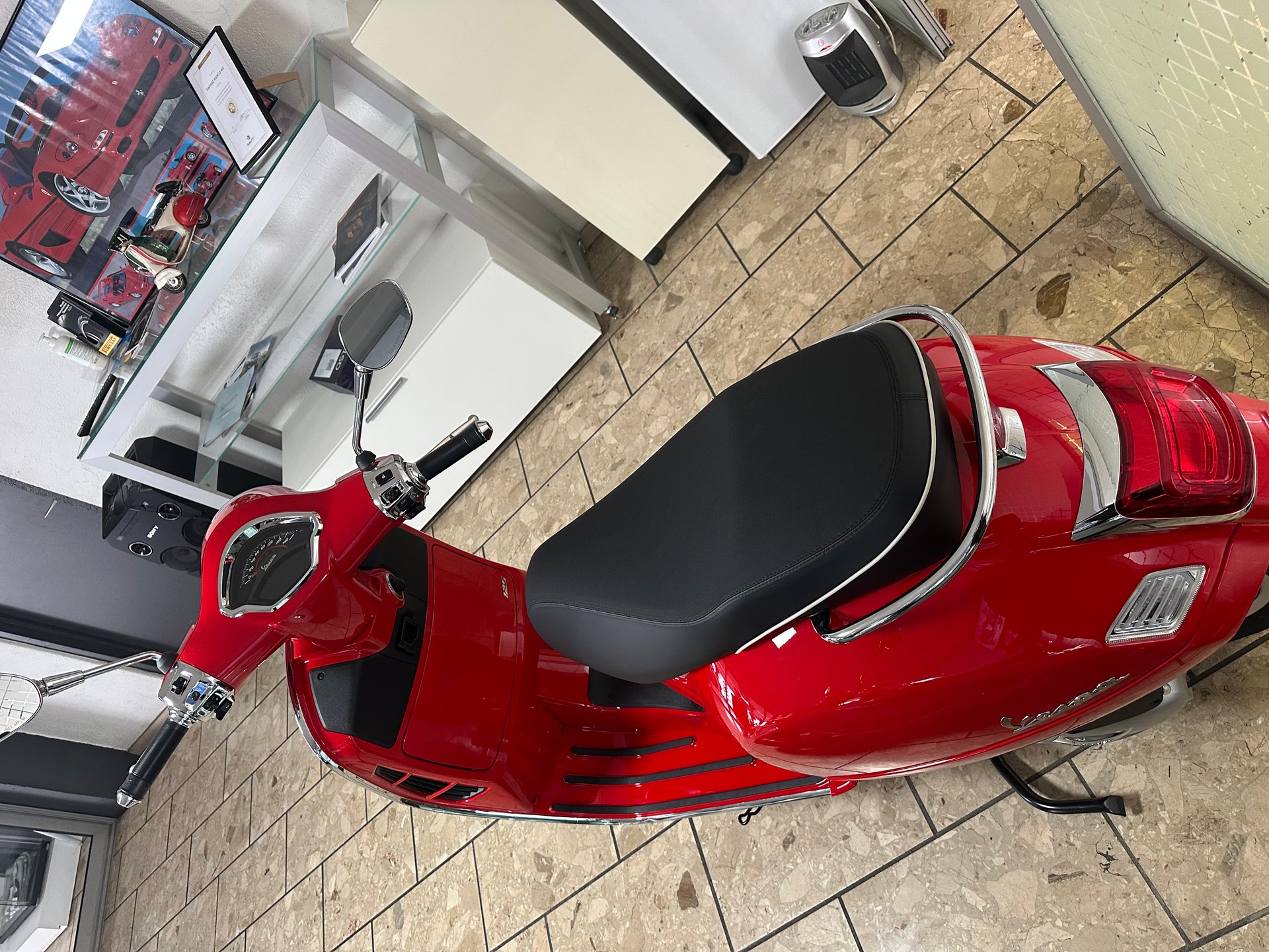 PIAGGIO Vespa GTS 310 Super RST E5+-image-2
