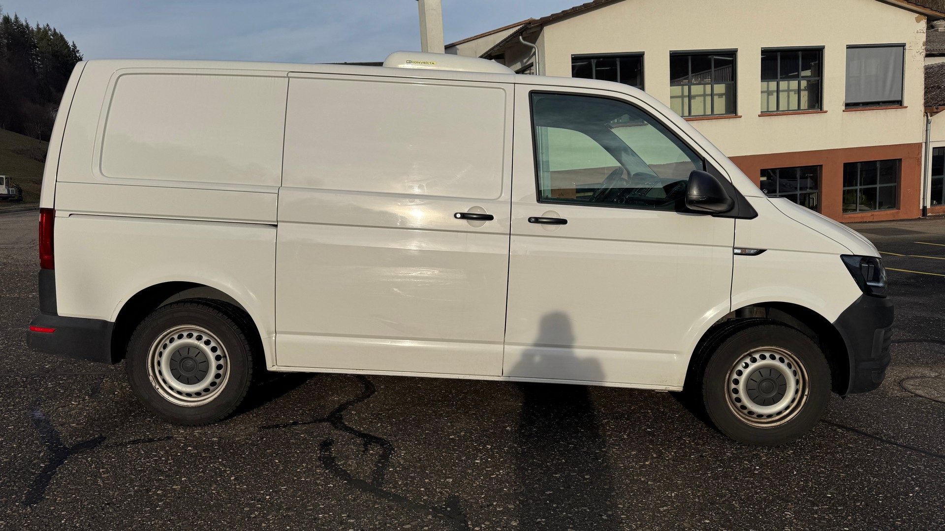 VW T6 2.0 TDI Euro 6-showroom-element-1