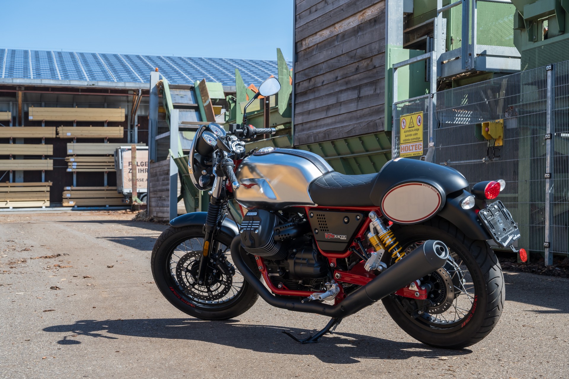 MOTO GUZZI V7 III Racer 750 ABS-image-1
