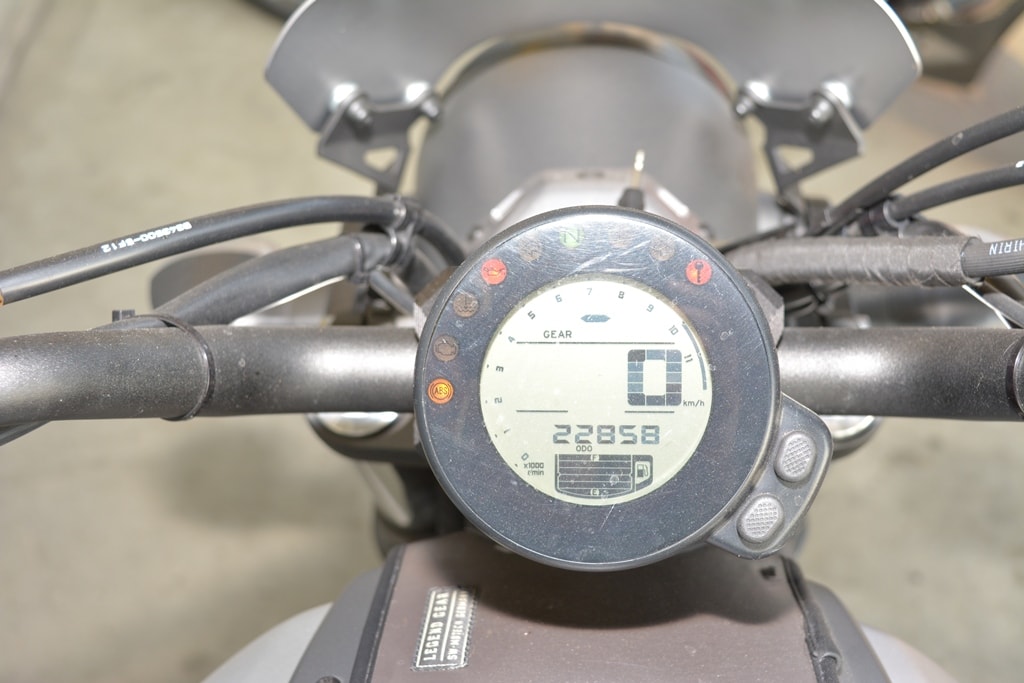 YAMAHA XSR 700-image-3