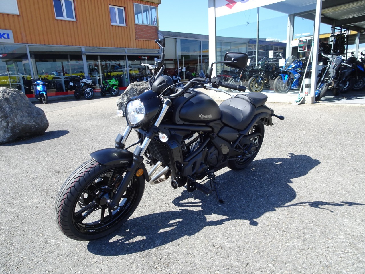 KAWASAKI Vulcan S-image-3