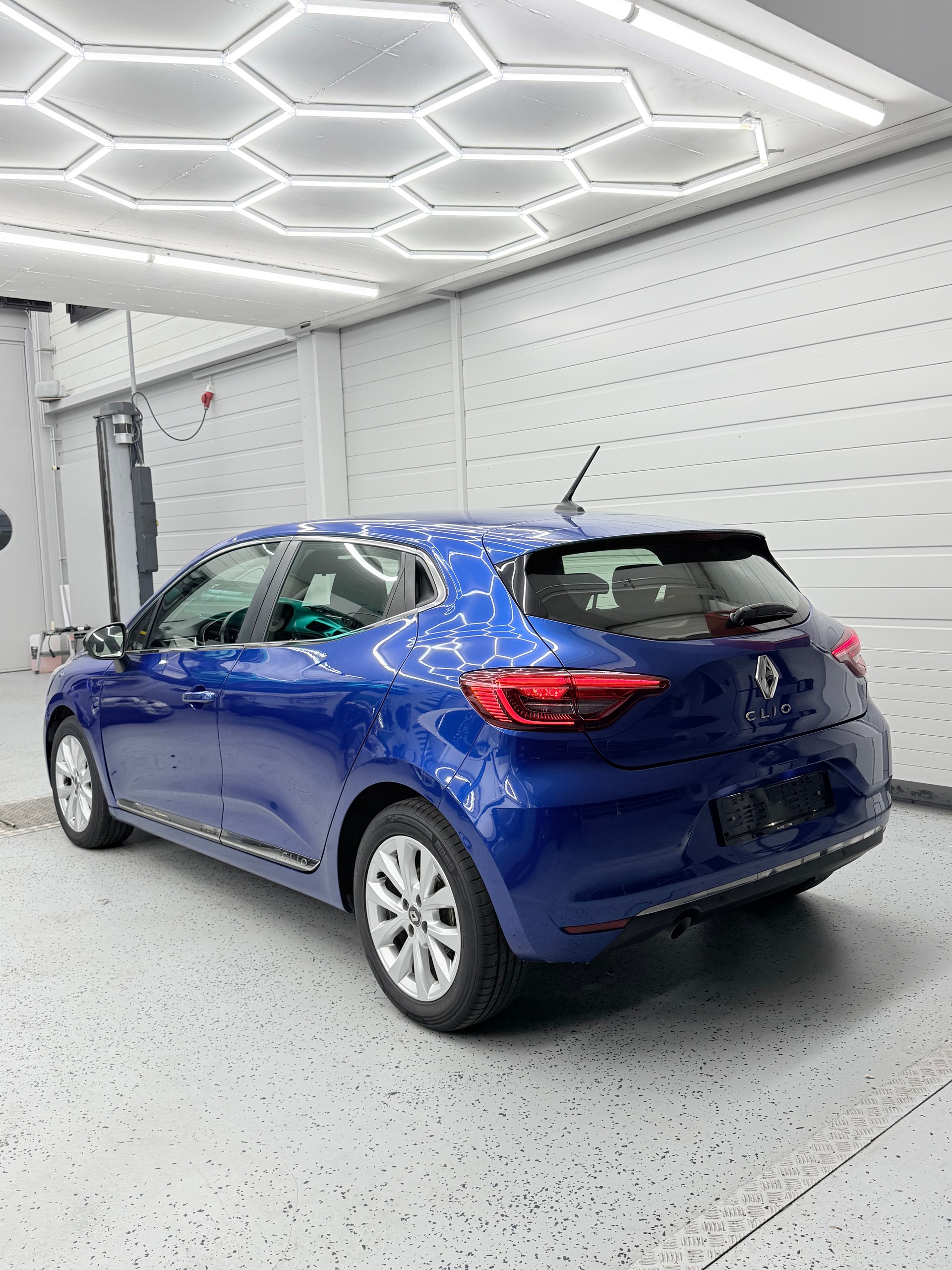 RENAULT Clio 1.3 Initiale EDC-image-4