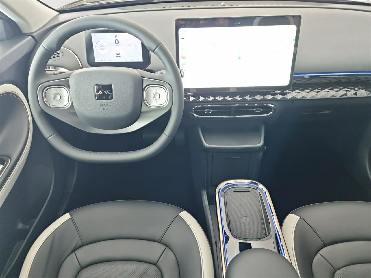 JAC E30X Elektro 51 kWh 374km Reichweite-image-5