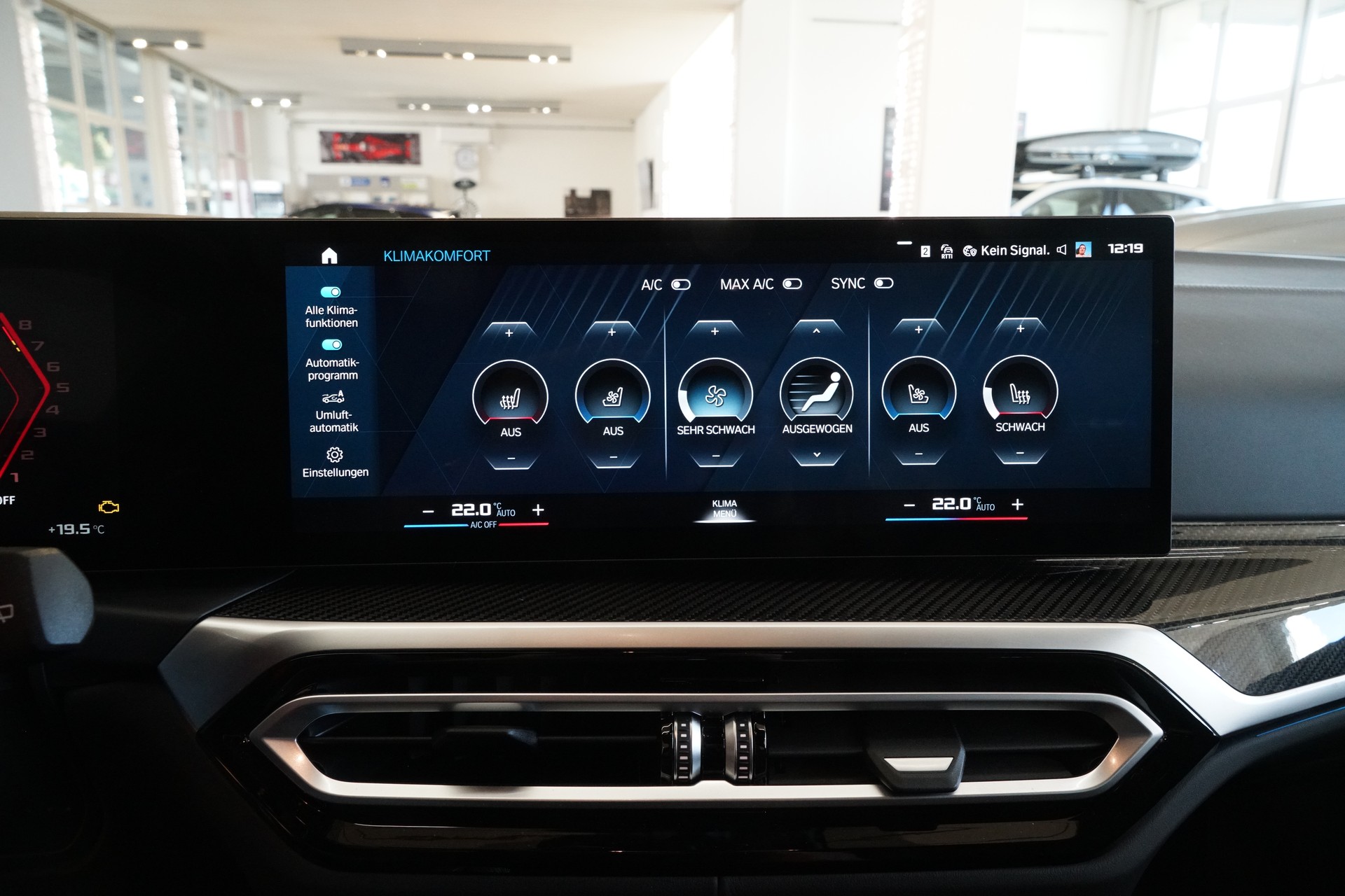 BMW M3 Touring xDrive Competition M-image-15