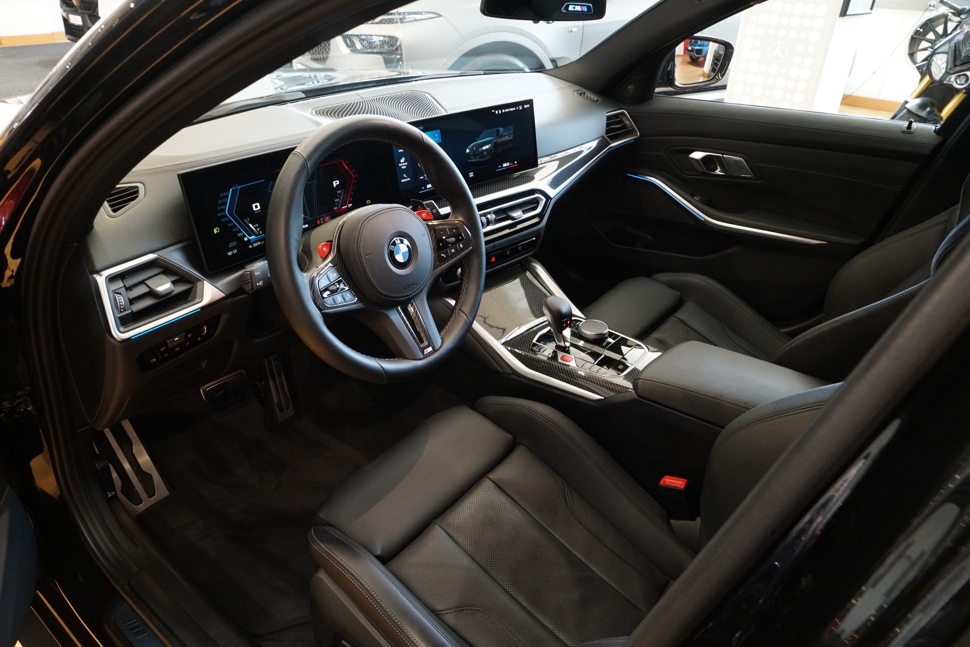 BMW M3 Touring xDrive Competition M-image-10