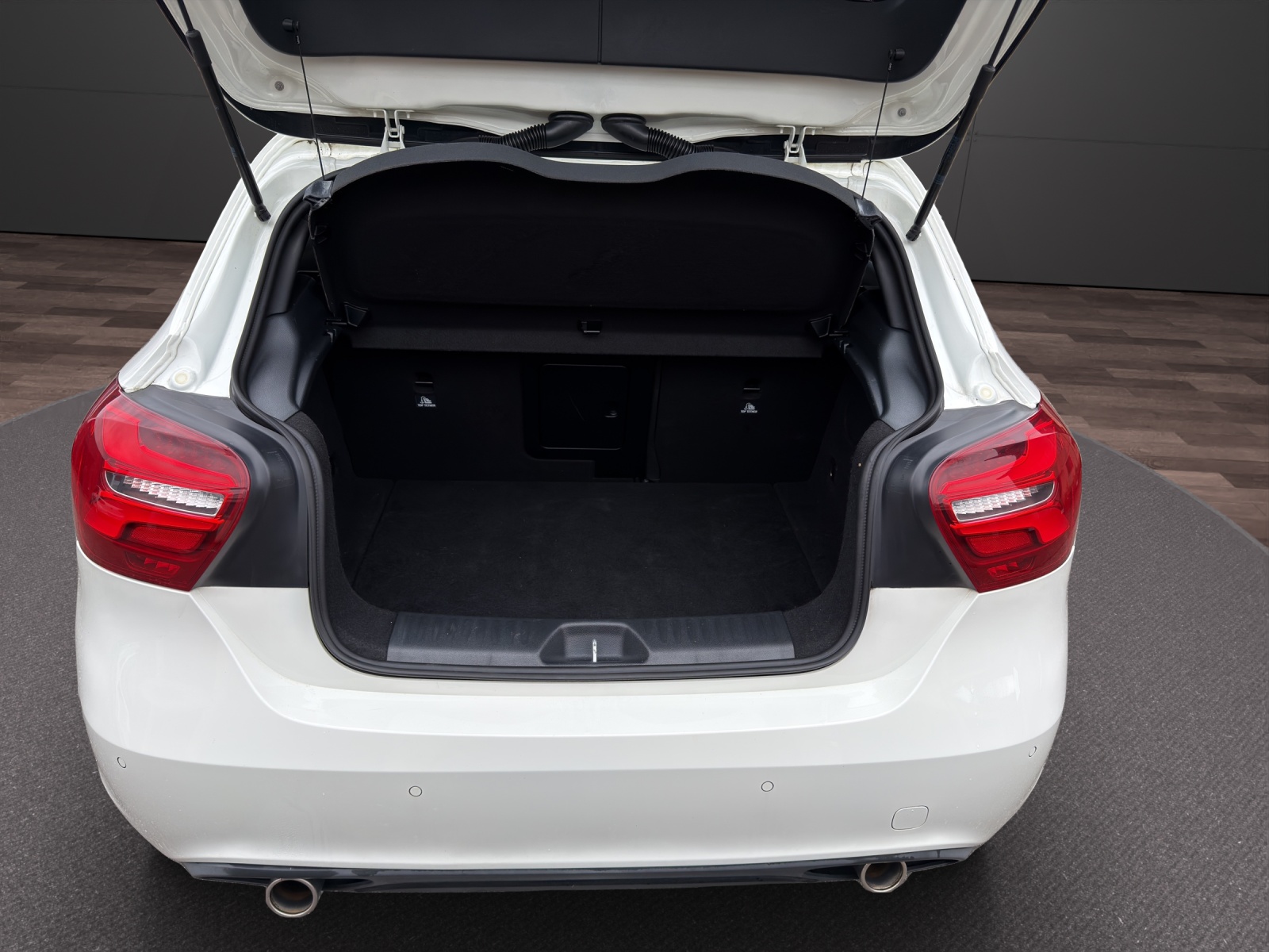 MERCEDES-BENZ A 180 Night Star Ab MFK | Top Angebot inkl Garantie-image-5