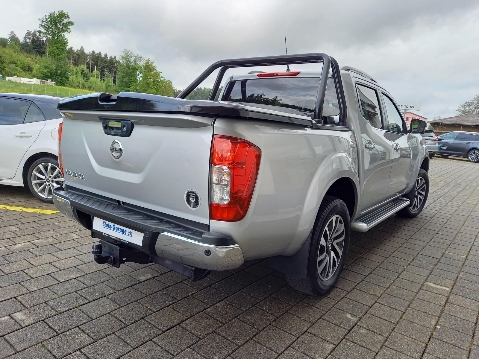 NISSAN Navara Double Cab Tekna 2.3 dCi 4WD Automatic-showroom-element-1