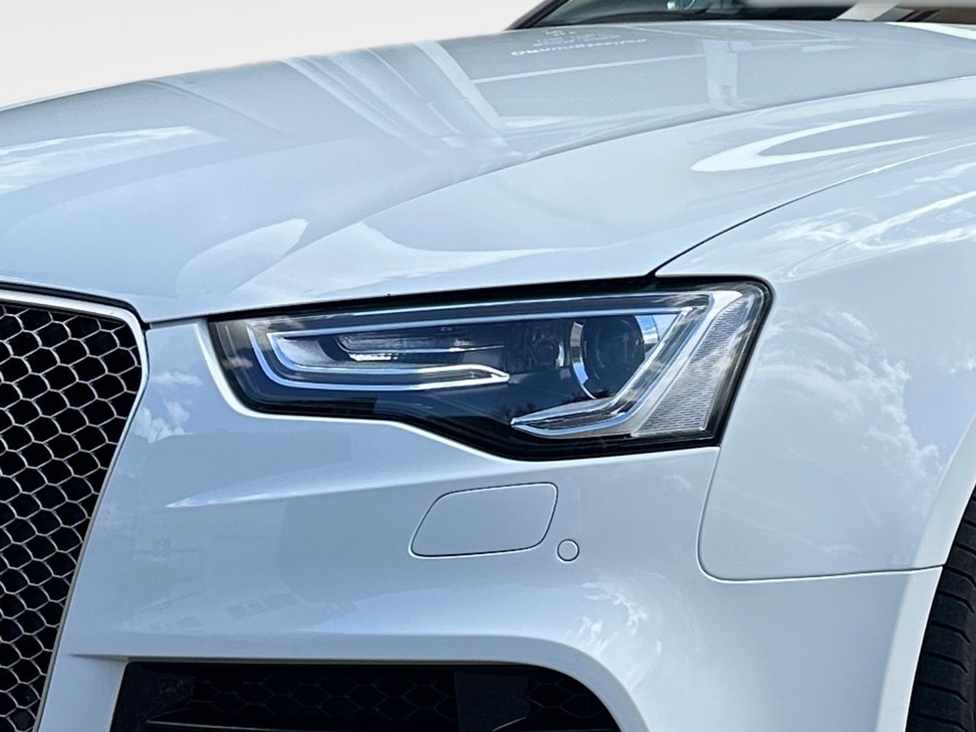 AUDI RS5 Cabrio 4.2 FSI quattro S-tronic-image-8