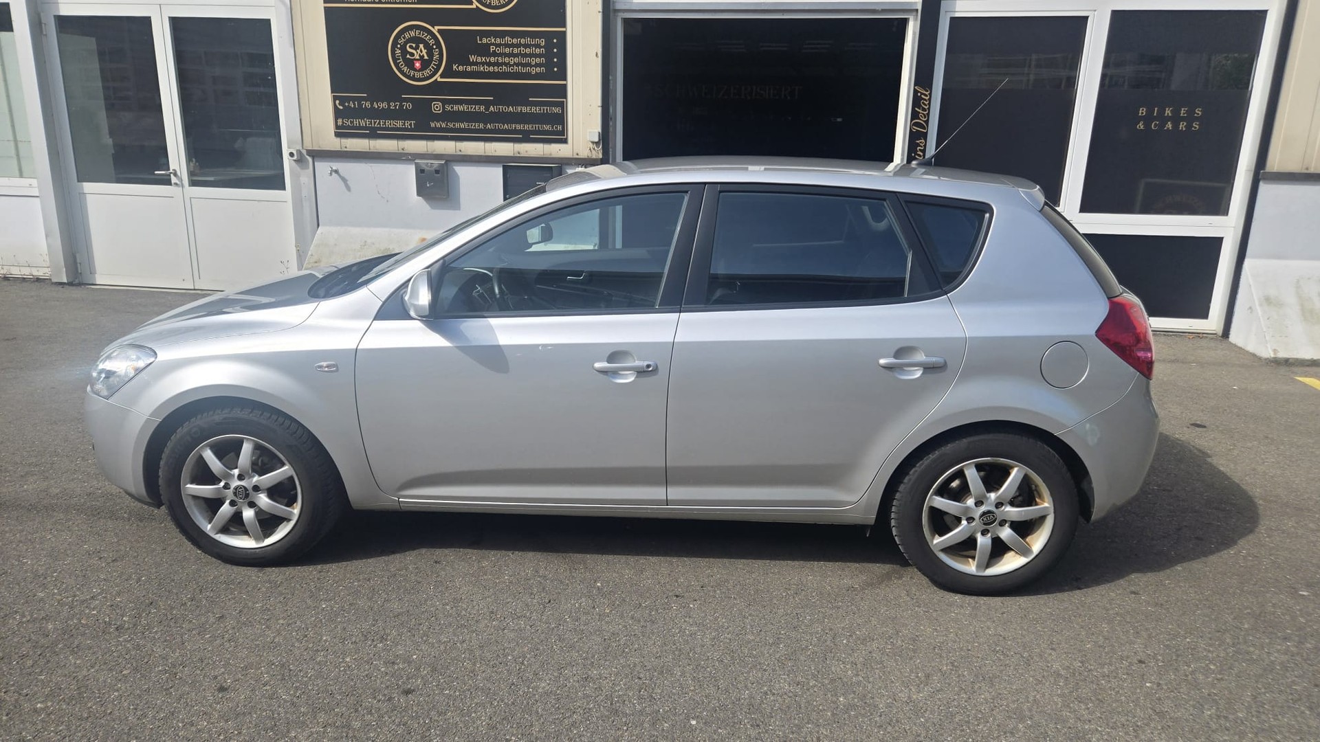 KIA Cee'd 2.0 16V Trend-image-6