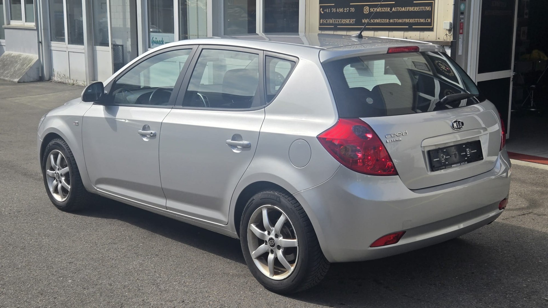 KIA Cee'd 2.0 16V Trend-image-5