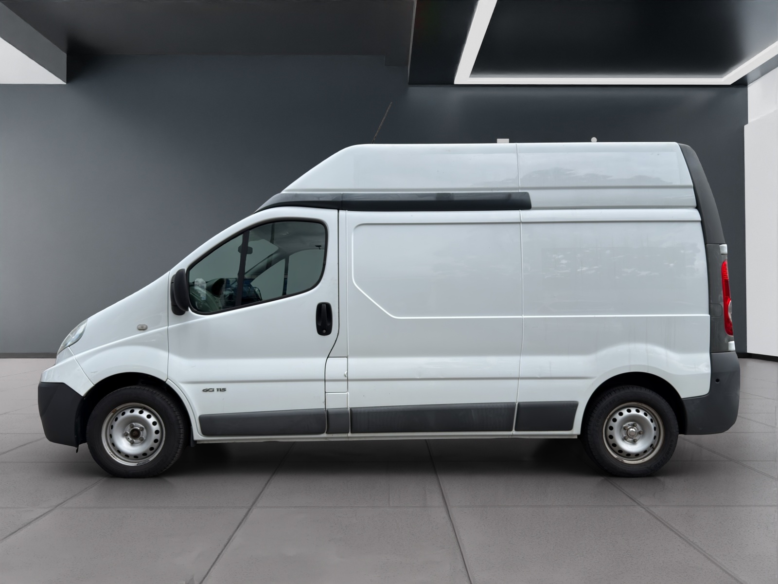 RENAULT Trafic 2.0 dCi 115 2.9t L2H2-showroom-element-1