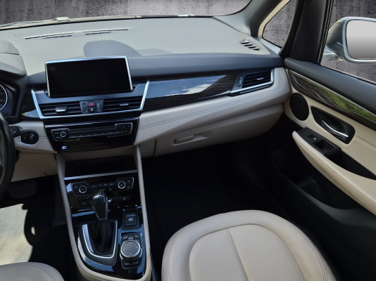 BMW 220d xDrive Gran T Luxury-image-8