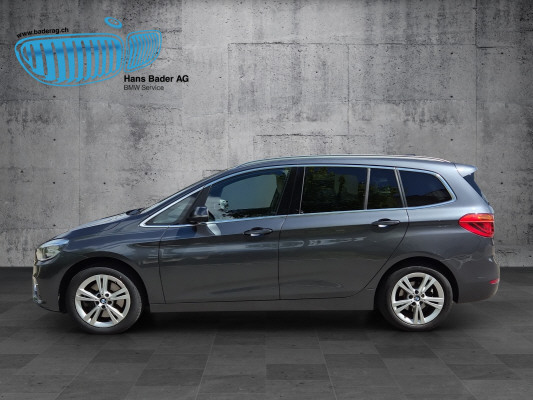 BMW 220d xDrive Gran T Luxury-showroom-element-2