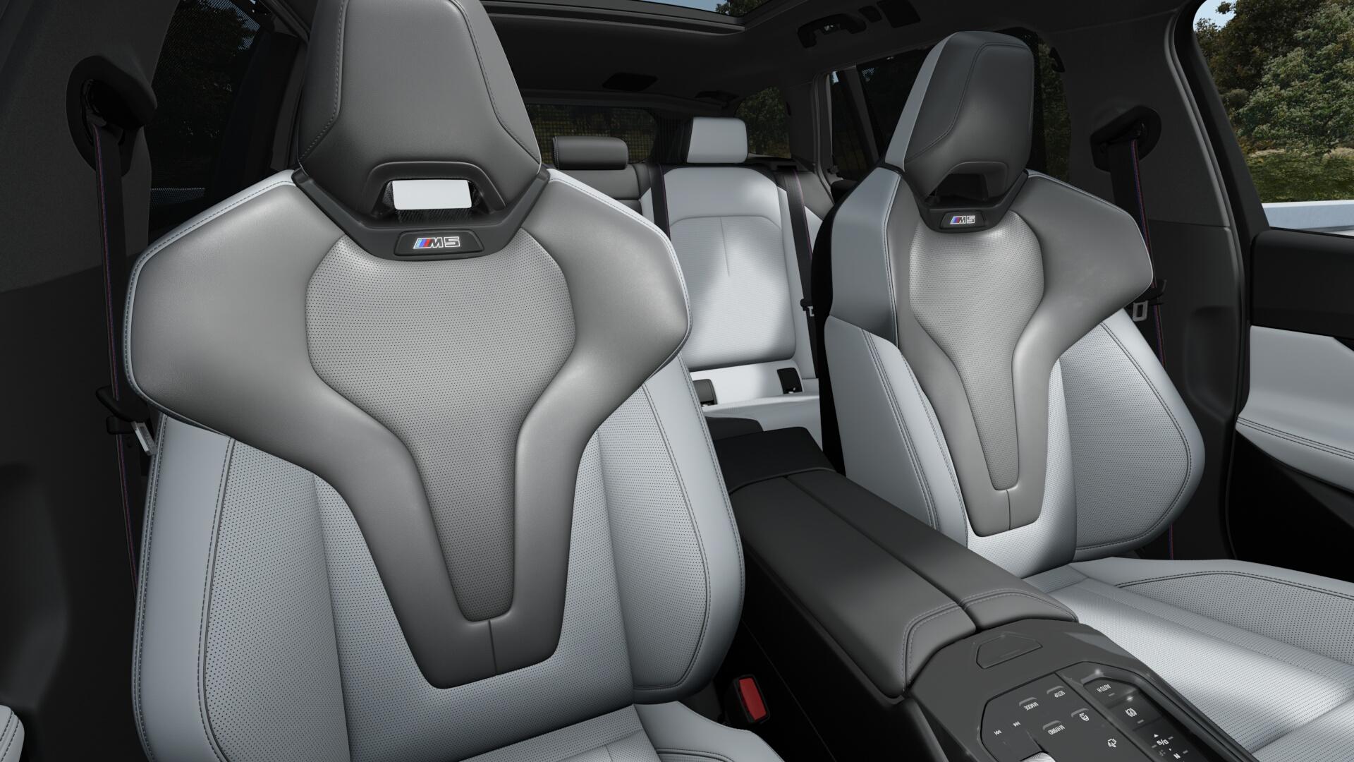 BMW M5 xDrive Touring-image-4