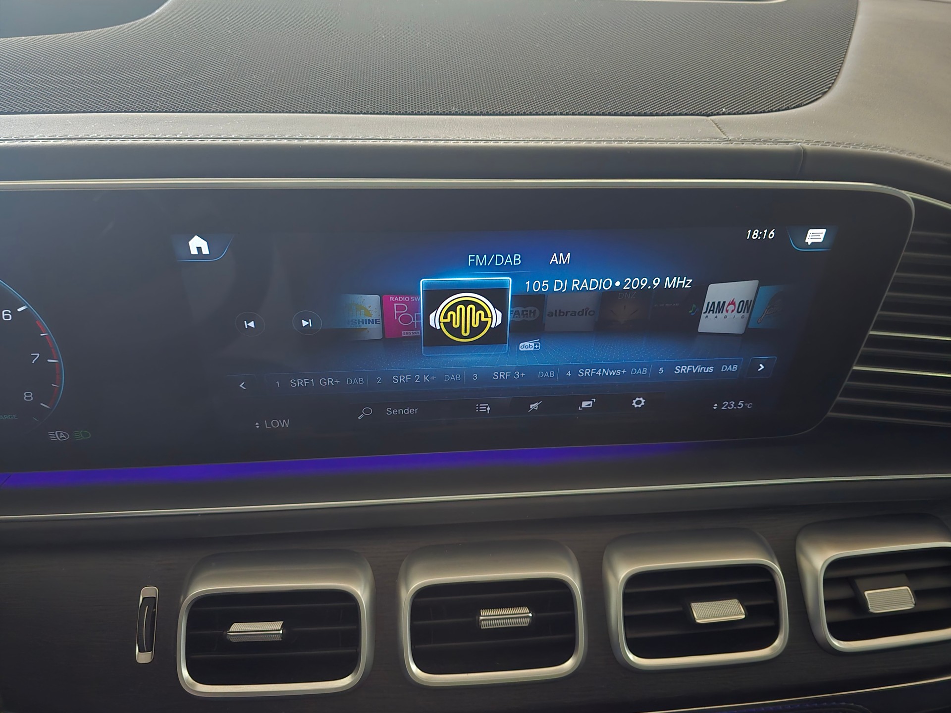 MERCEDES-BENZ GLS 580 4Matic AMG Line 9G-Tronic CH -Fahrzeug-image-16