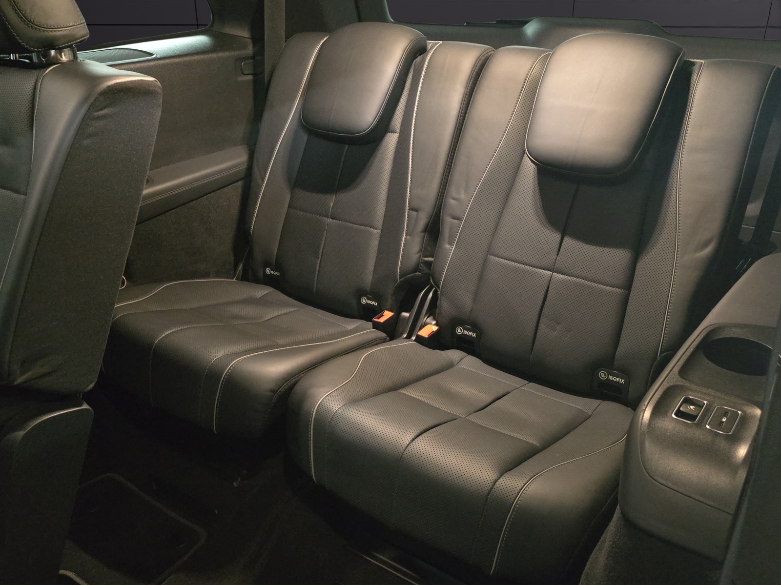 MERCEDES-BENZ GLS 580 4Matic AMG Line 9G-Tronic CH -Fahrzeug-image-24
