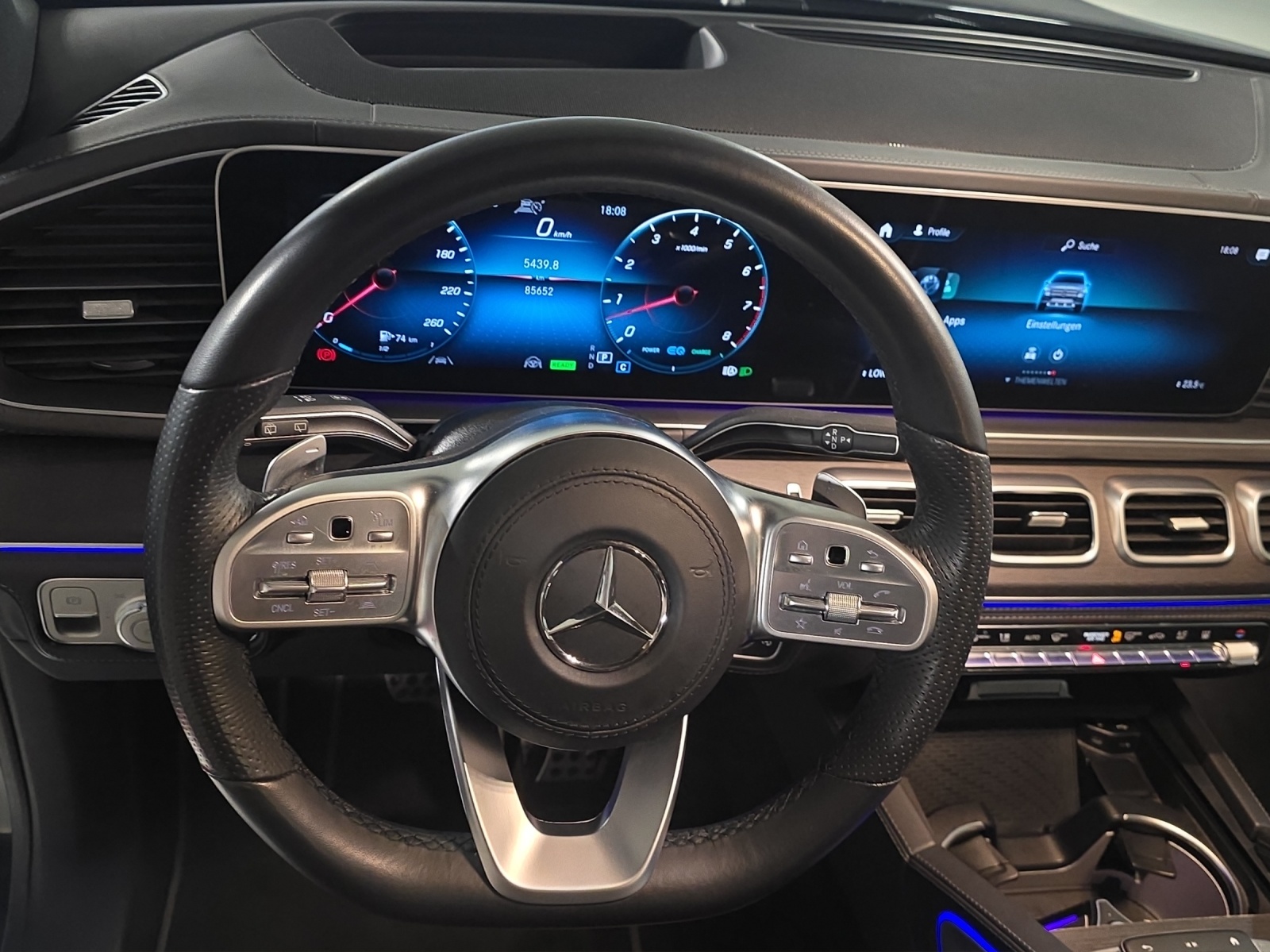 MERCEDES-BENZ GLS 580 4Matic AMG Line 9G-Tronic CH -Fahrzeug-image-9