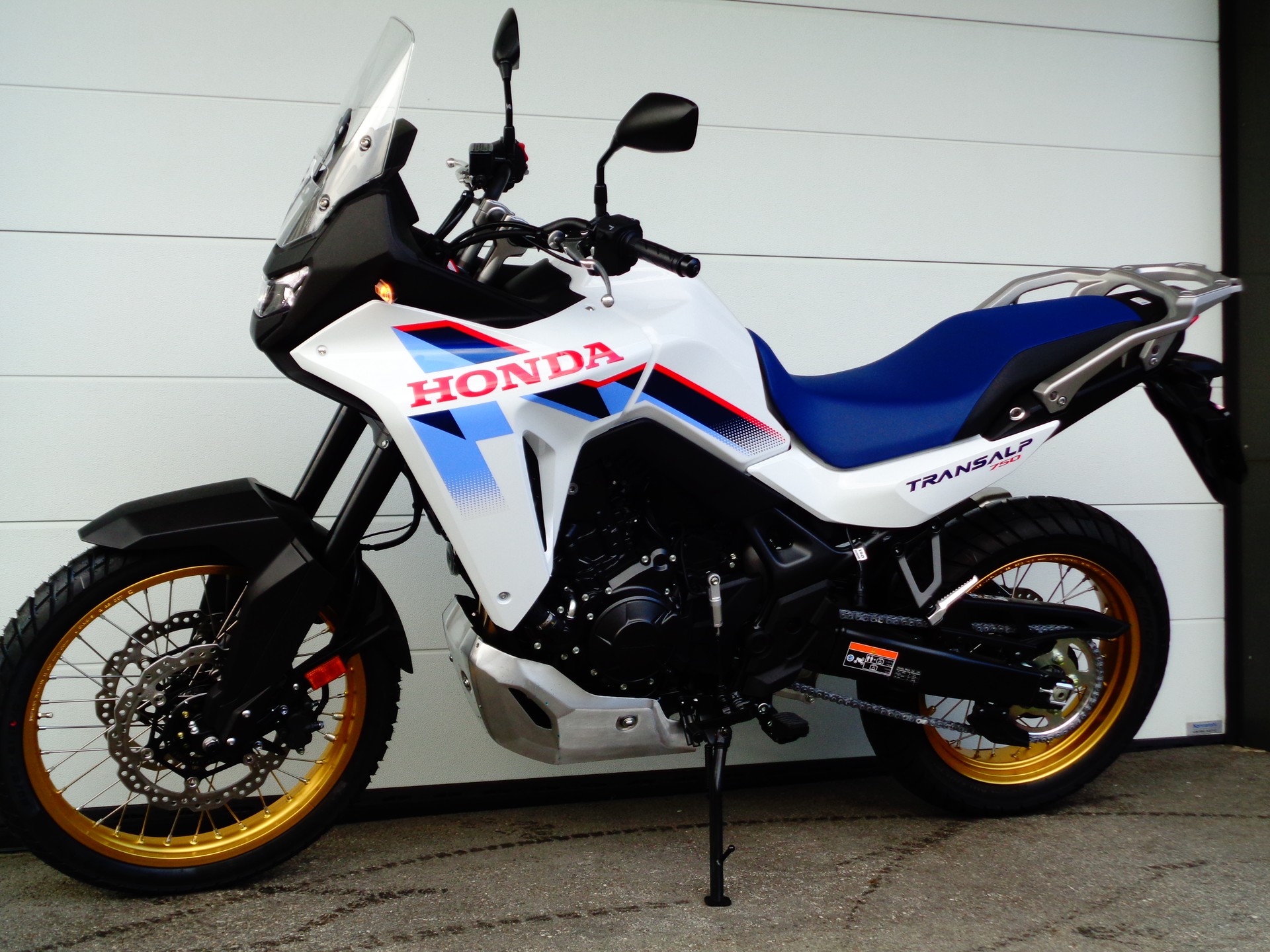 HONDA XL 750 Transalp E-Clutch-image-12