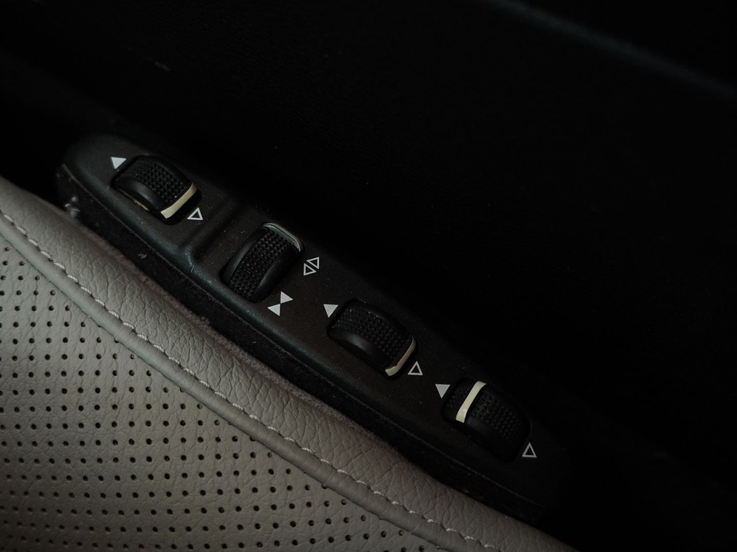 MERCEDES-BENZ C 350 Avantgarde 7G-Tronic-image-7