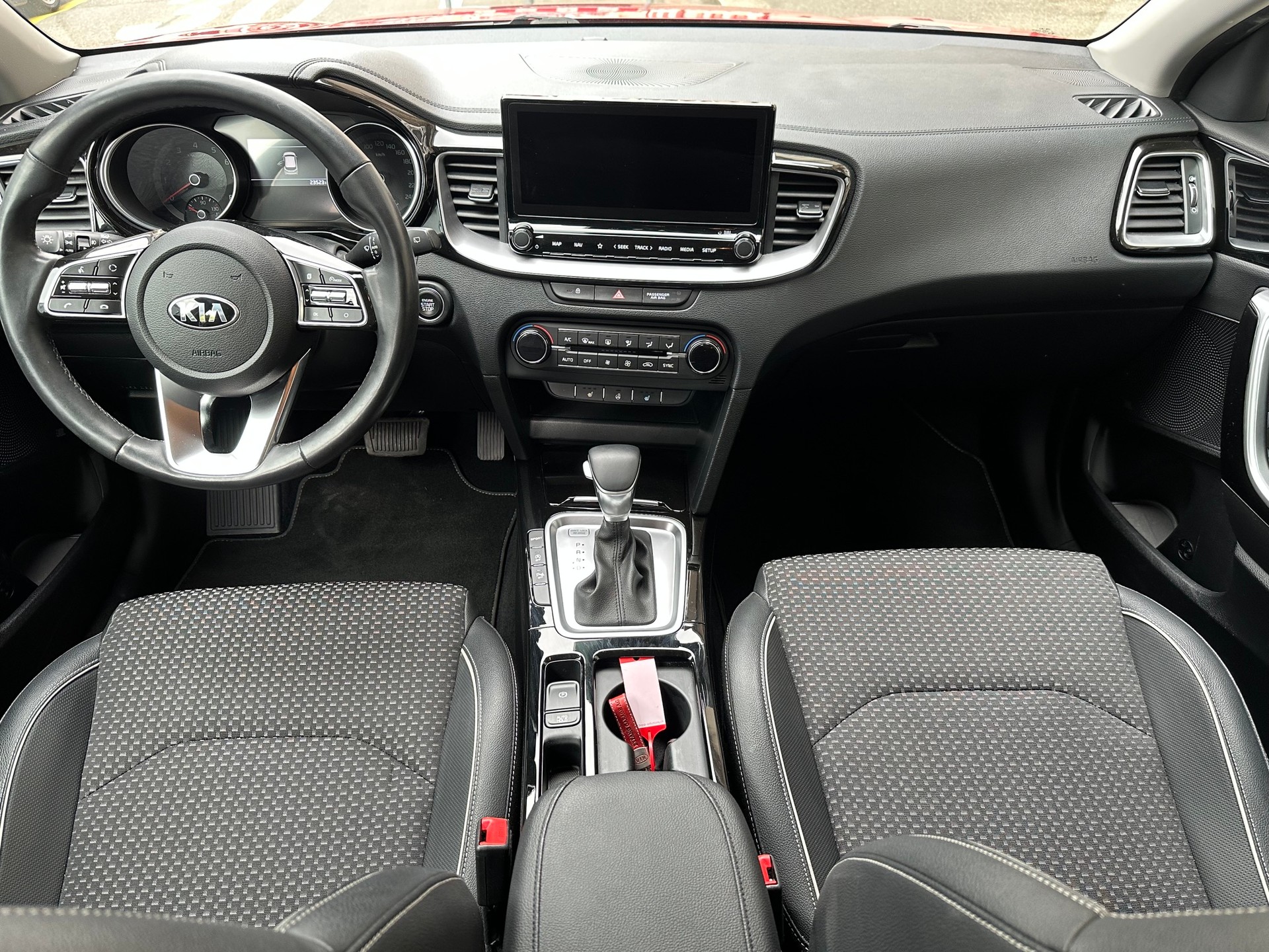 KIA XCeed 1.4 T-GDi Trend DCT-image-6