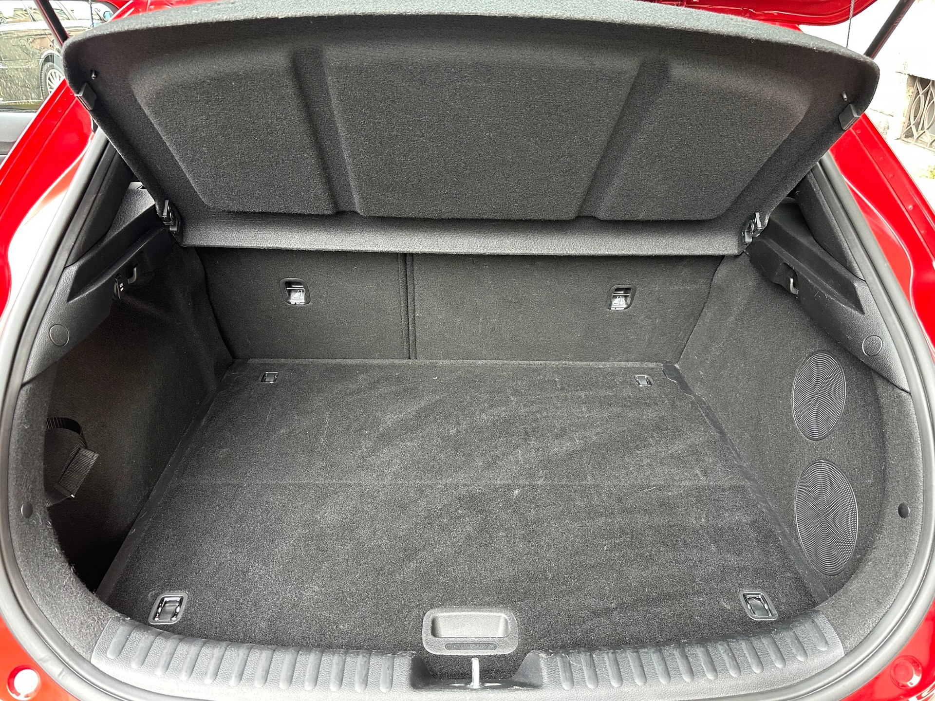 KIA XCeed 1.4 T-GDi Trend DCT-image-10