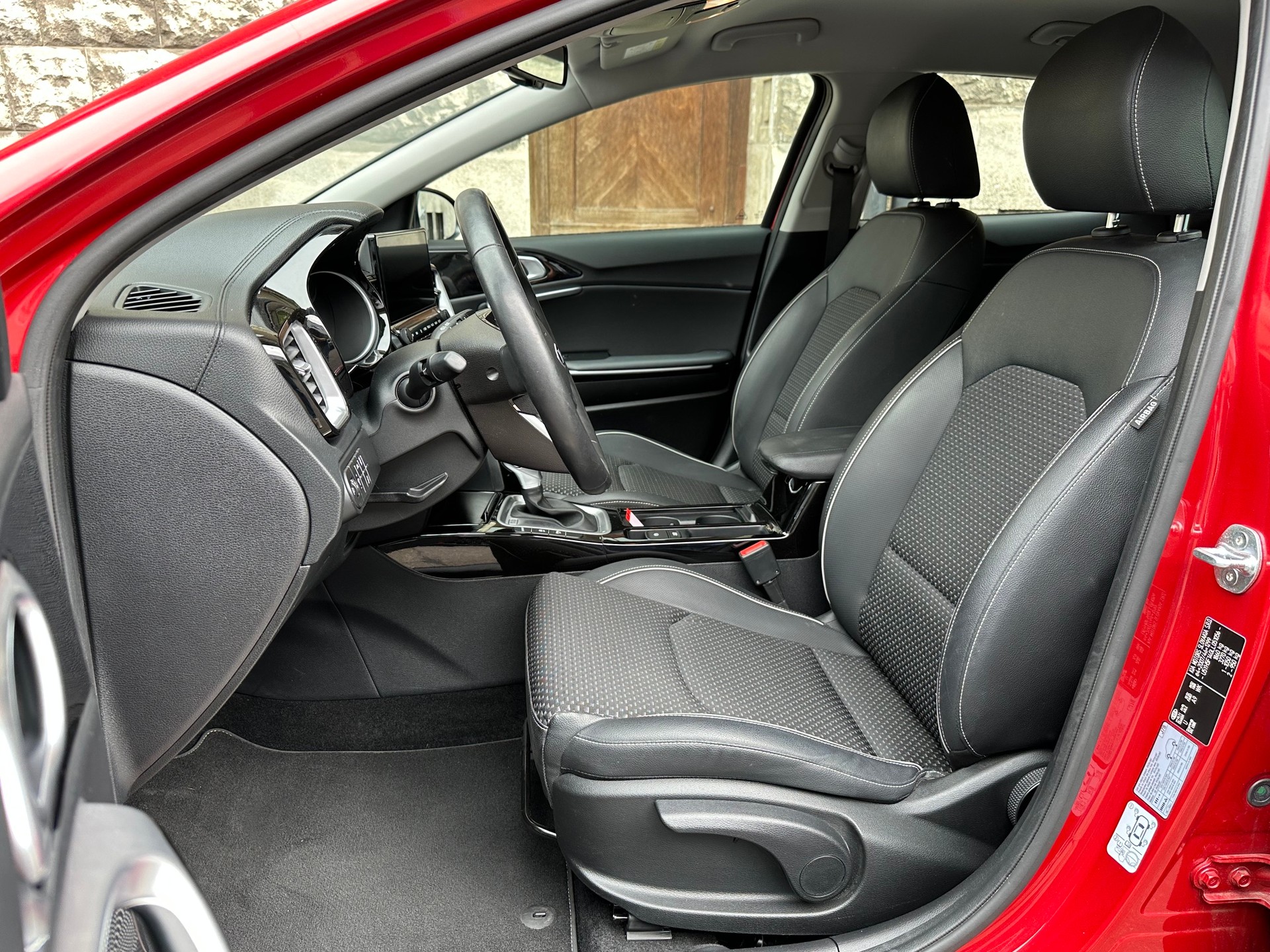 KIA XCeed 1.4 T-GDi Trend DCT-image-7