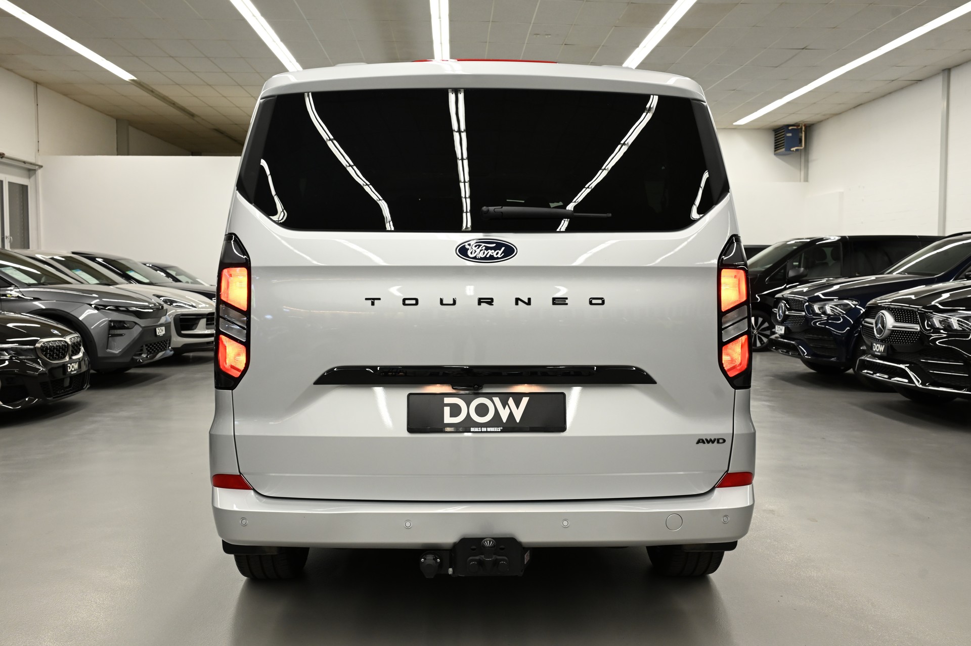 FORD Tourneo Custom 320 L2 2.0 EcoBlue 170 Titanium X 4x4-image-7