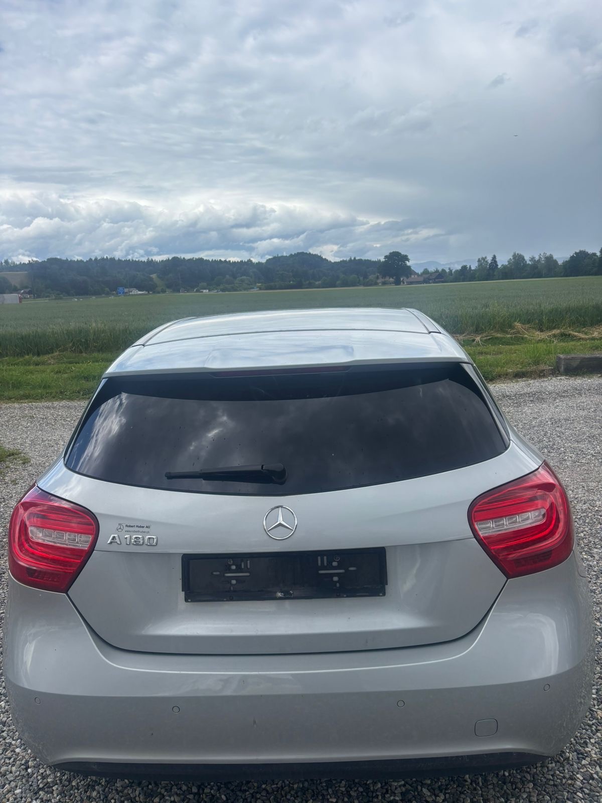MERCEDES-BENZ A 180-image-4