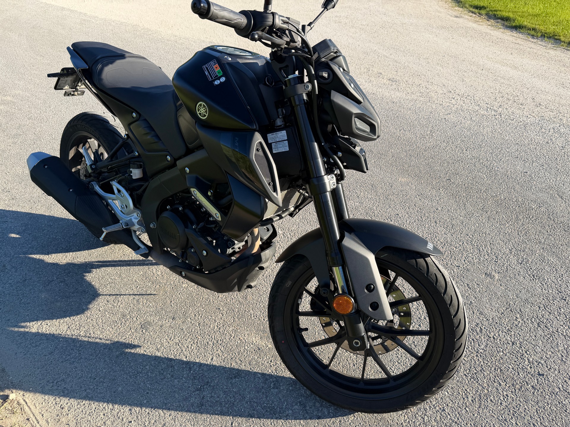 YAMAHA MT-125 ABS-image-1