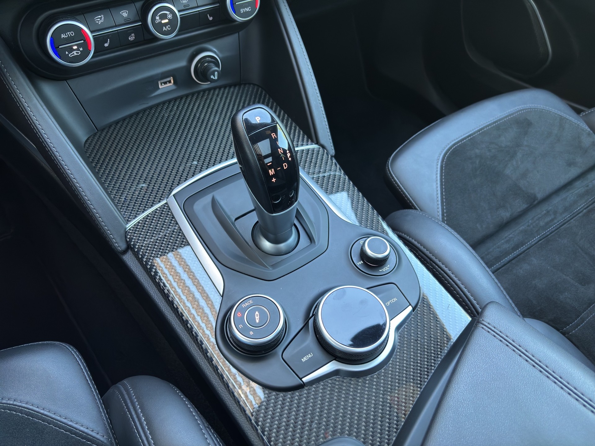 ALFA ROMEO Stelvio 2.9 V6 Quadrifoglio Q4 Automatic-image-8