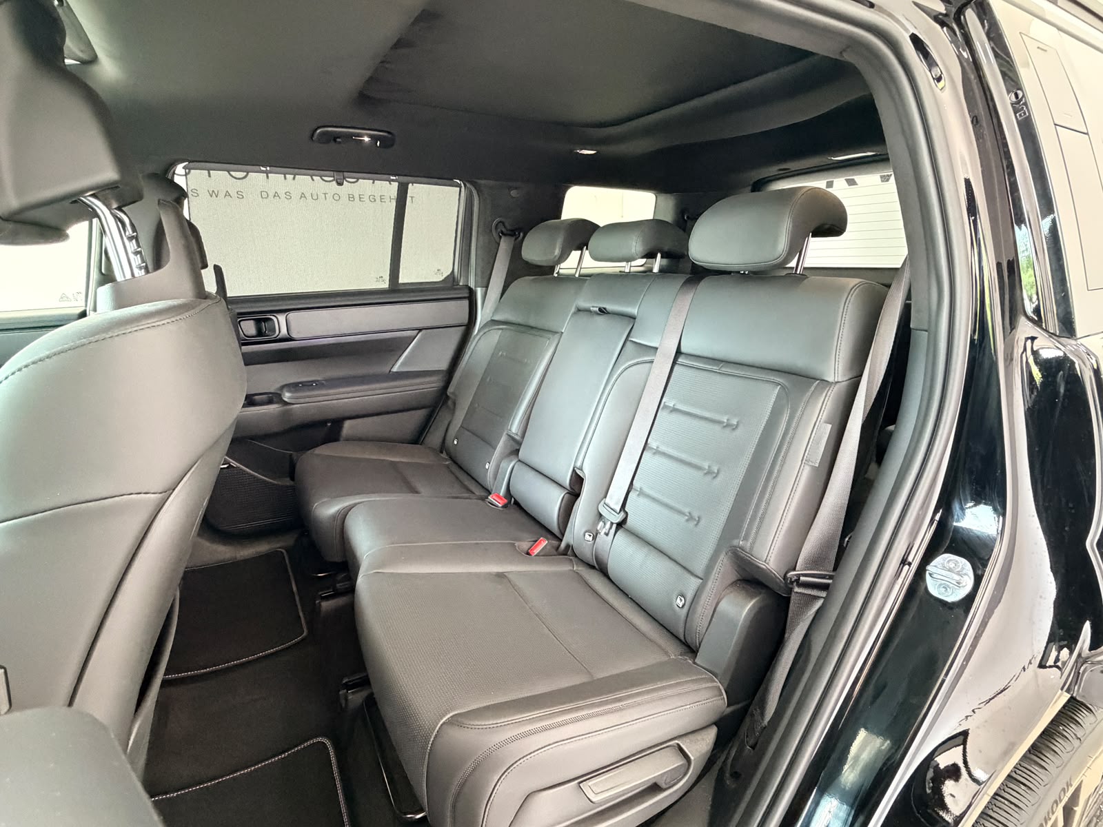 HYUNDAI Santa Fe 1.6 T-GDi HEV Calligraphy 4WD Automatic*7 Plätzer*Vollaustattung*5 Jahre Werksgarantie*CH Fahrzeug*-image-19