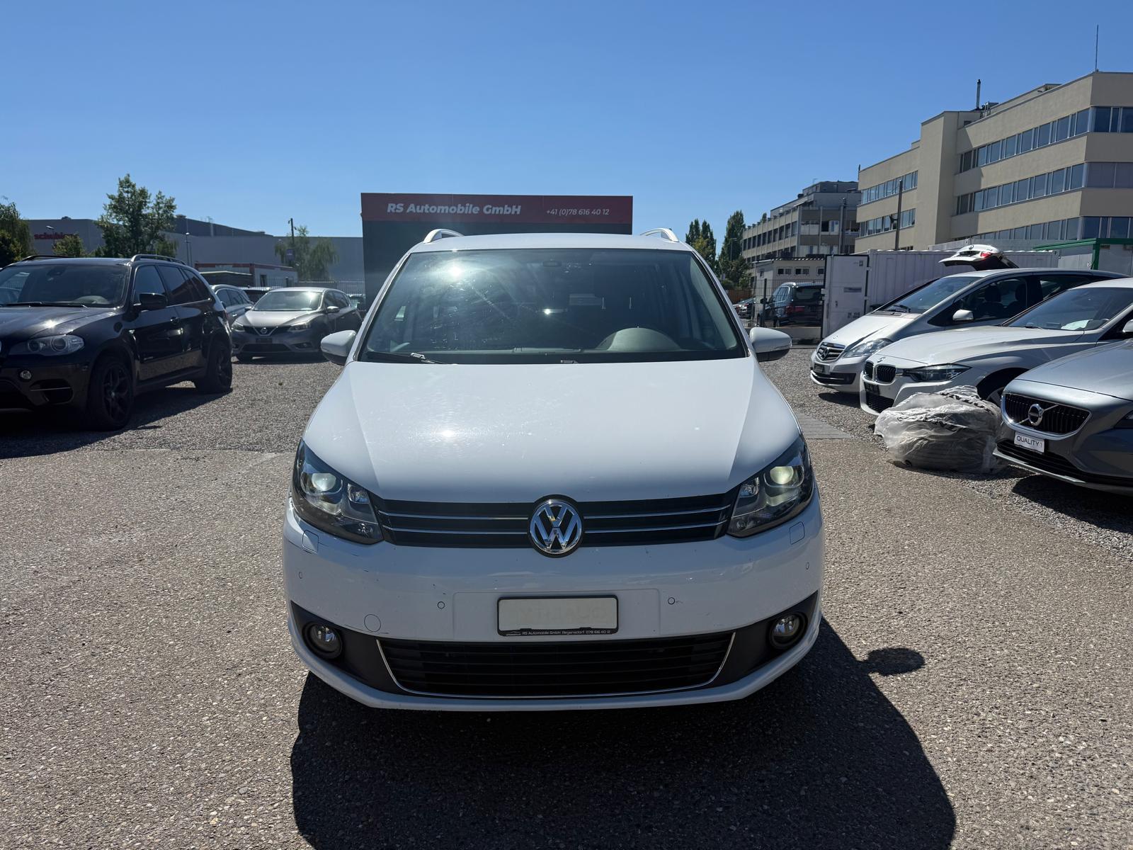 VW Touran 1.4 TSI 140 Trendline-showroom-element-1