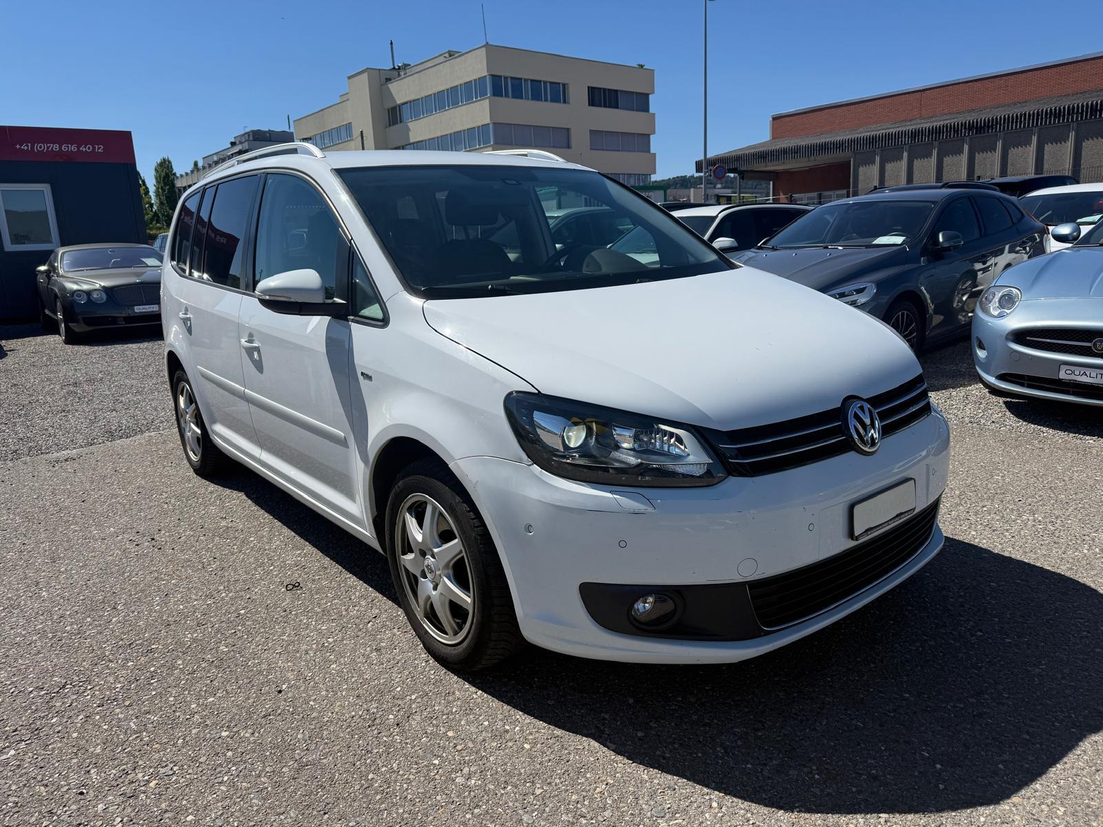 VW Touran 1.4 TSI 140 Trendline-showroom-element-2