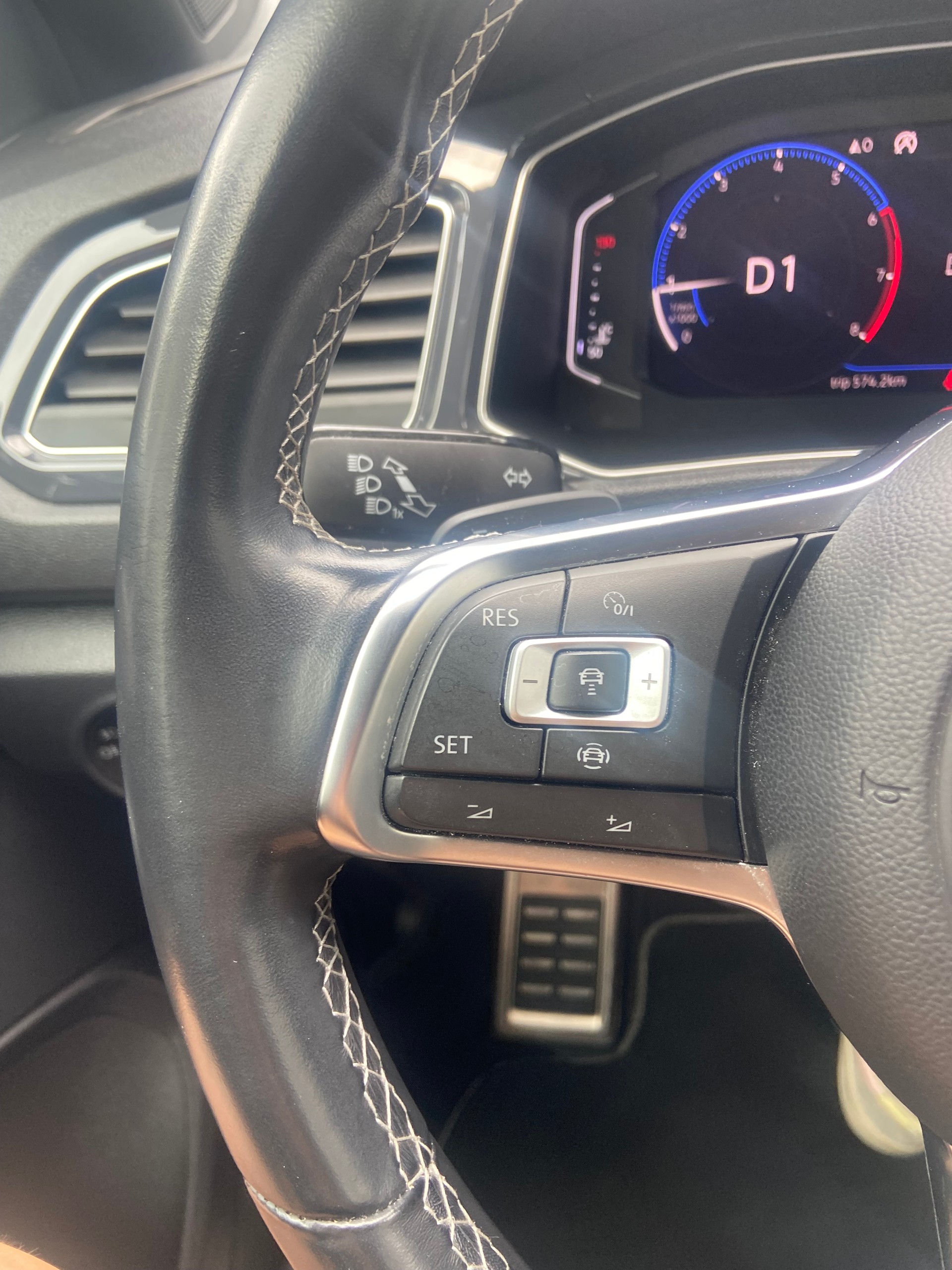 VW T-Roc 2.0 TSI Sport DSG 4Motion-image-13